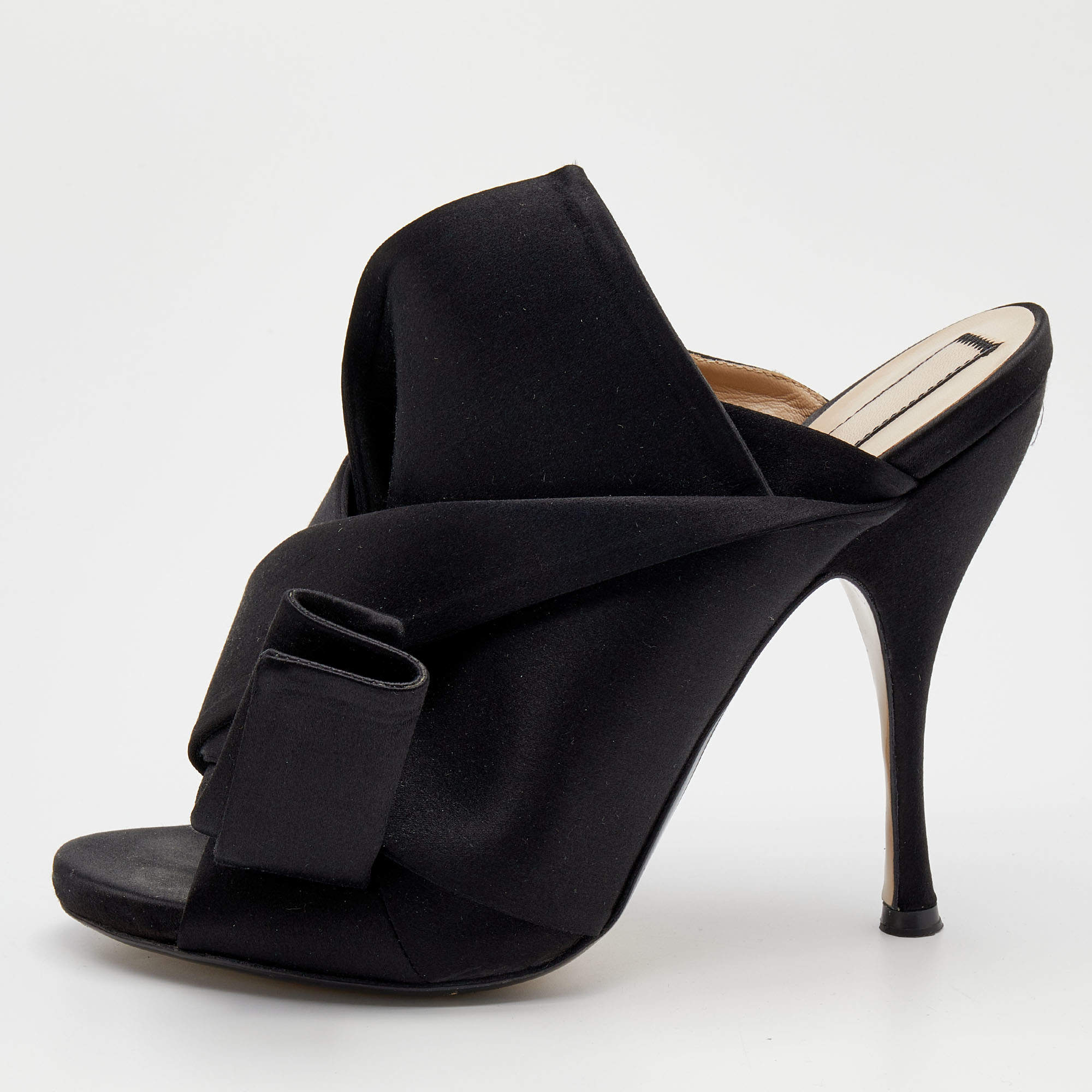 مملوكة مسبقًا Nº21  Black Satin Raso Knot Peep Toe Slide Mules Size 41