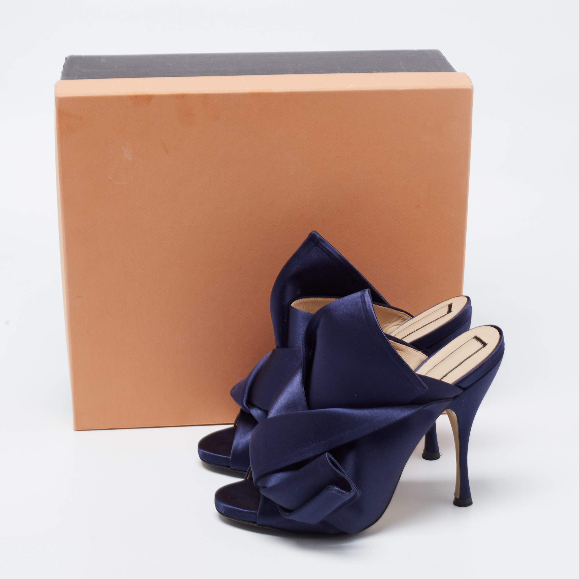Pre Owned Nº21 Navy Blue Satin Raso Knot Peep Toe Mules Size 38 