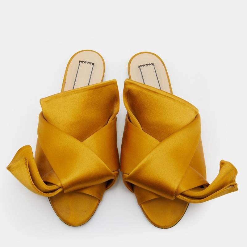 Pre Owned N°21 Mustard Yellow Satin Knot Flat Mules Size 36.5