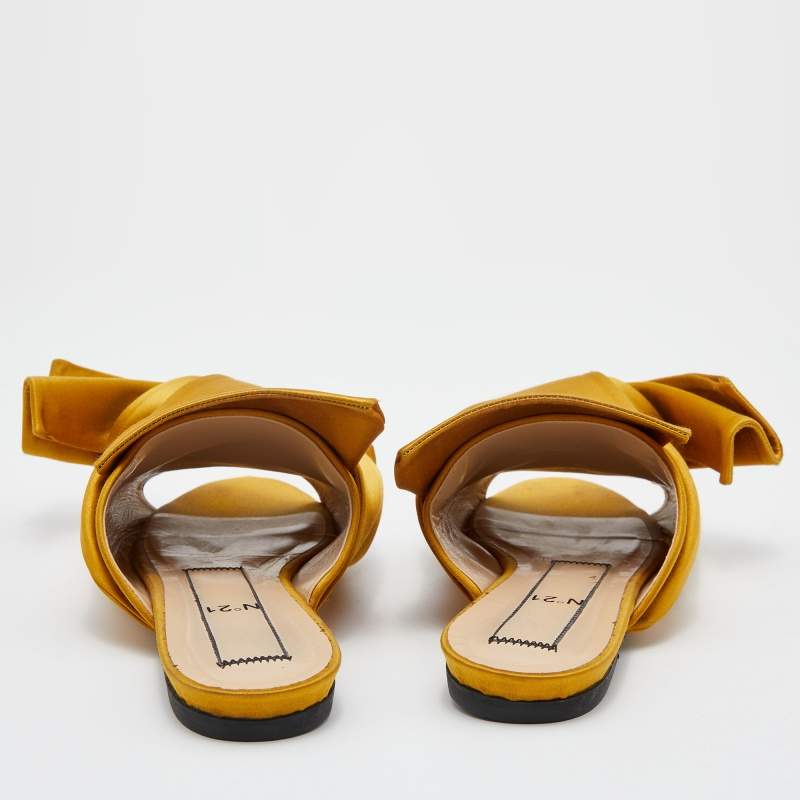 Pre Owned N°21 Mustard Yellow Satin Knot Flat Mules Size 36.5