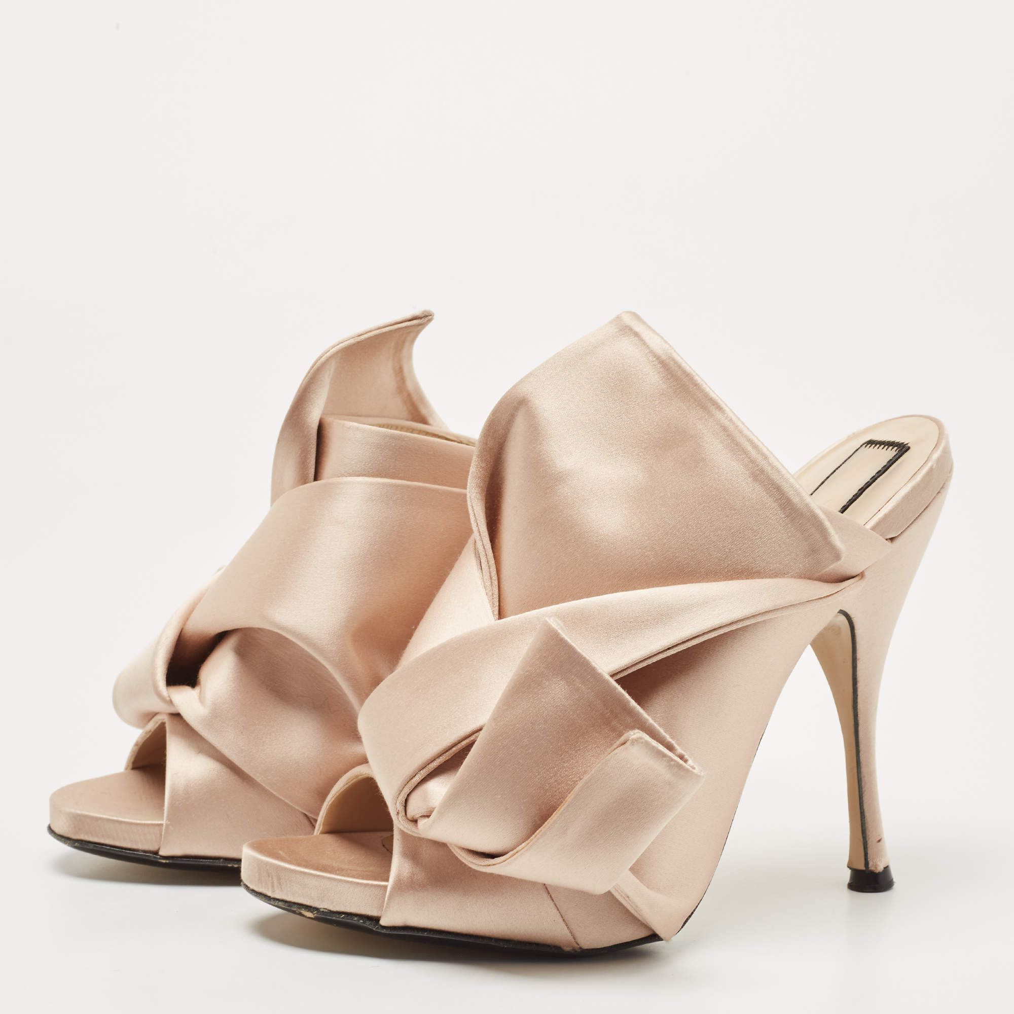Pre Owned N21 Beige Satin Knot Mules Size 39  