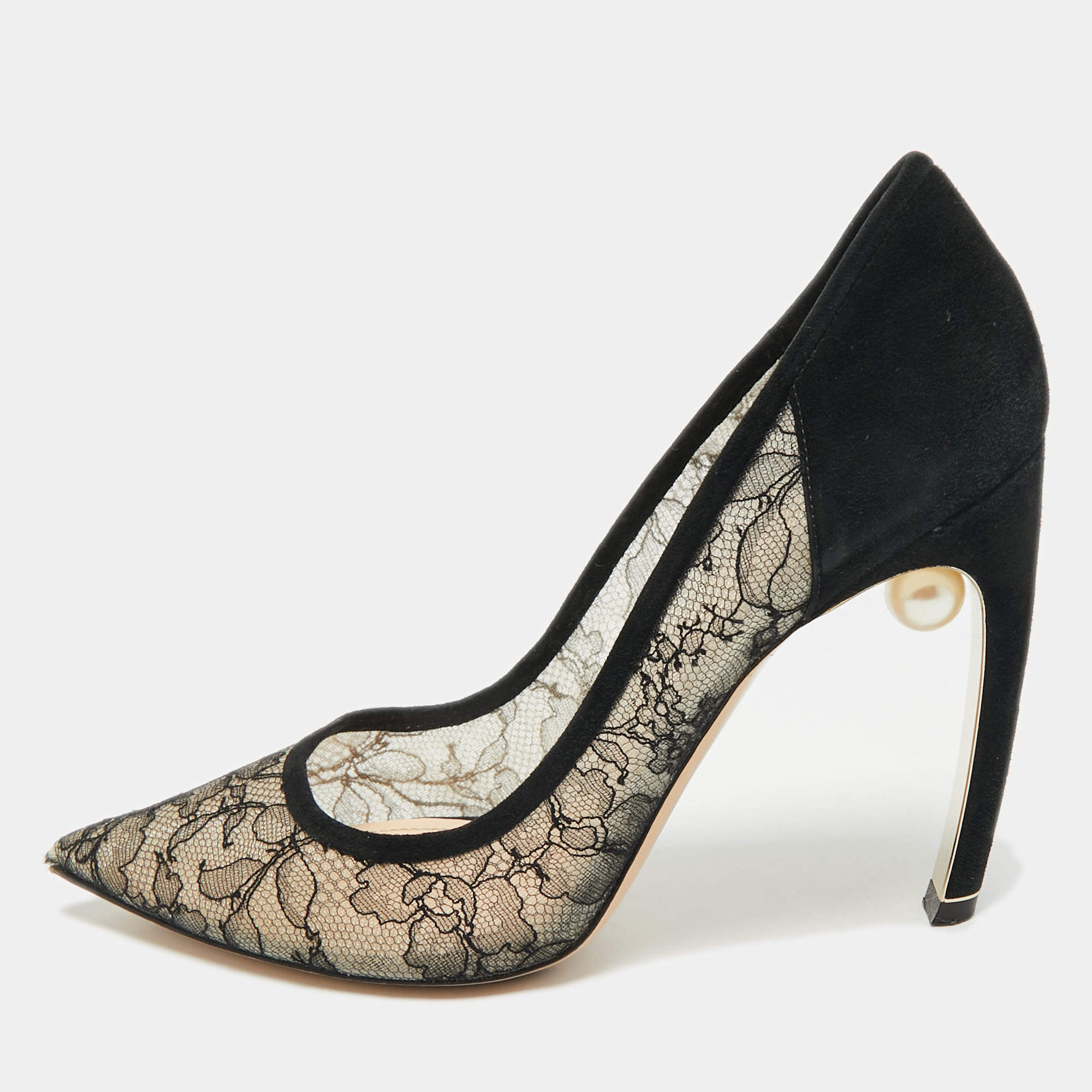 Pre Owned Nicholas Kirkwood Black/Beige Suede and Lace Pearl Embellished Pointed Toe Pumps Size 40