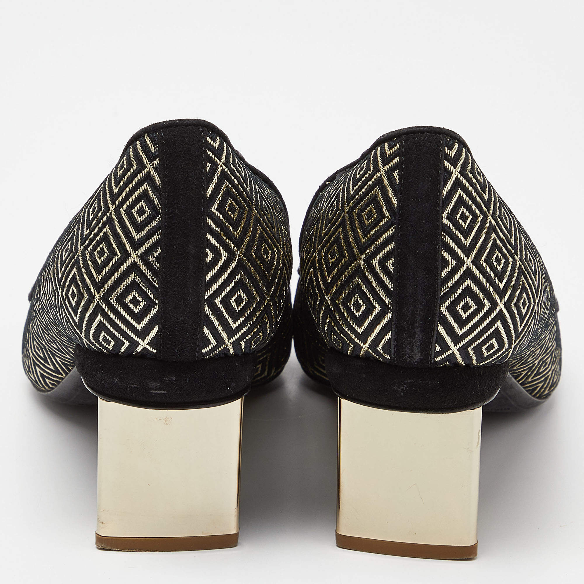 Pre Owned Nicholas Kirkwood Black/Gold Diamond Quilt Jacquard Pointed Toe Pumps Size 39