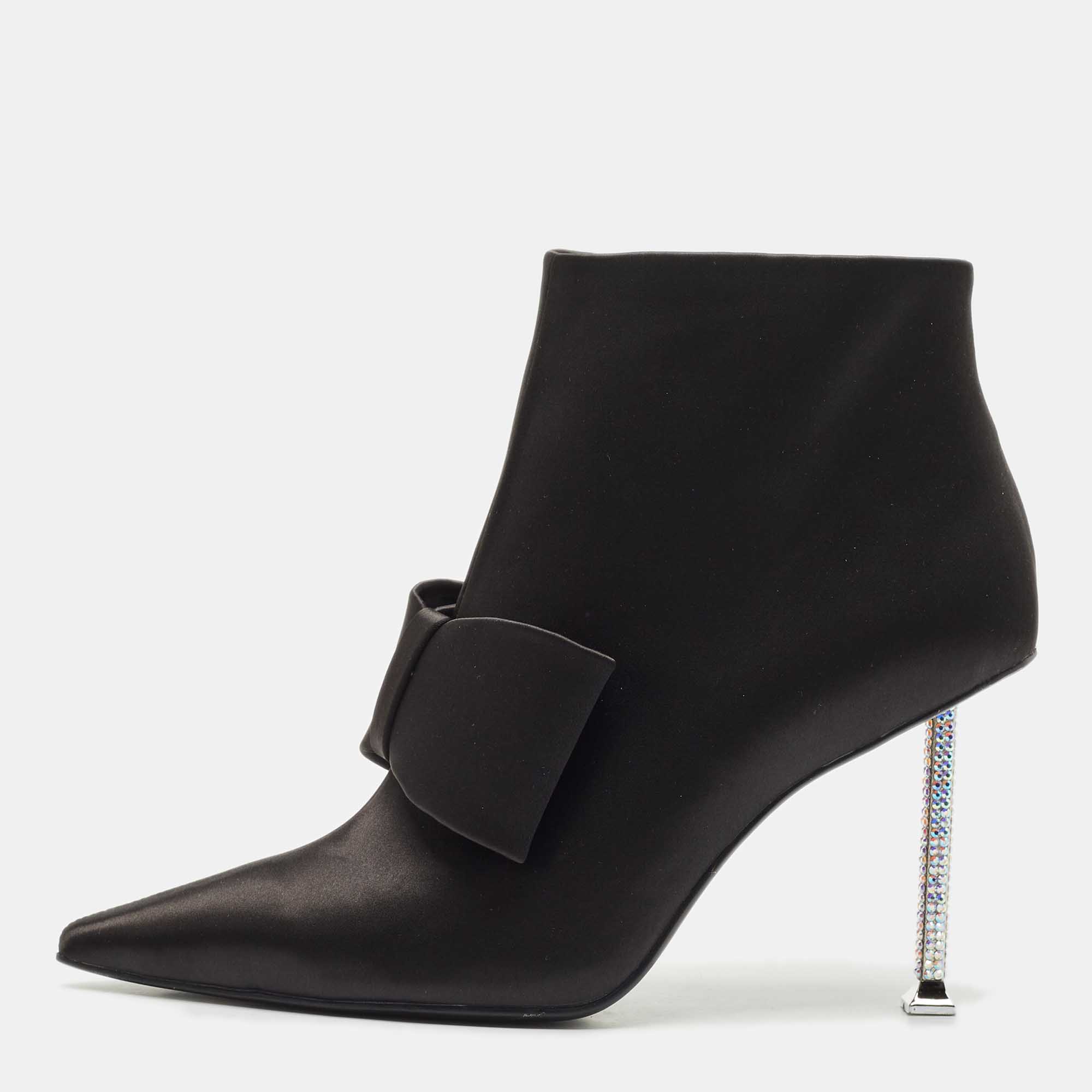 Pre Owned Nicoli Black Satin Jarvis Booties Size 38