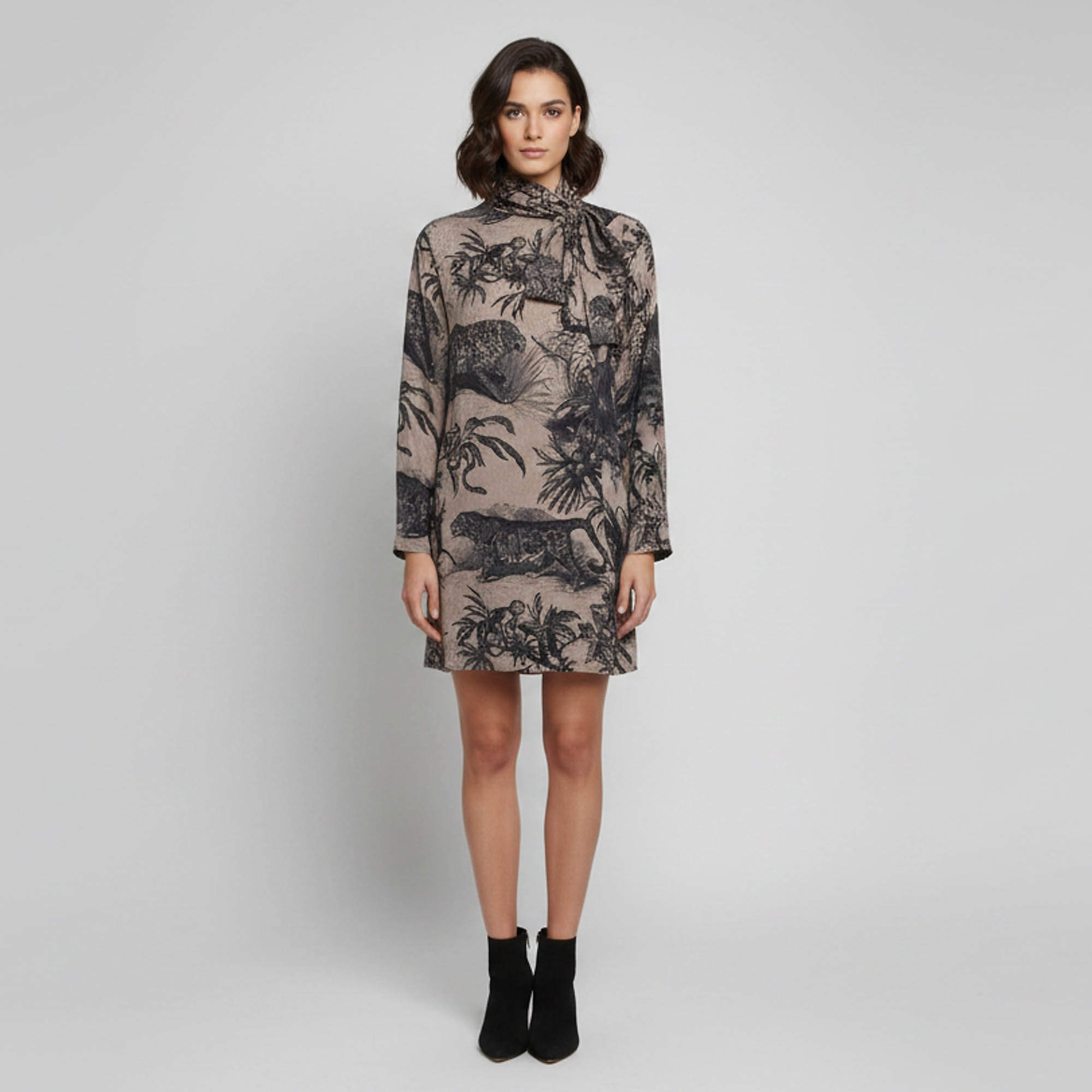 Pre Owned niLuu Grey/Navy Blue Jovi Print Jacquard Grace Pussy-Bow Mini Dress M