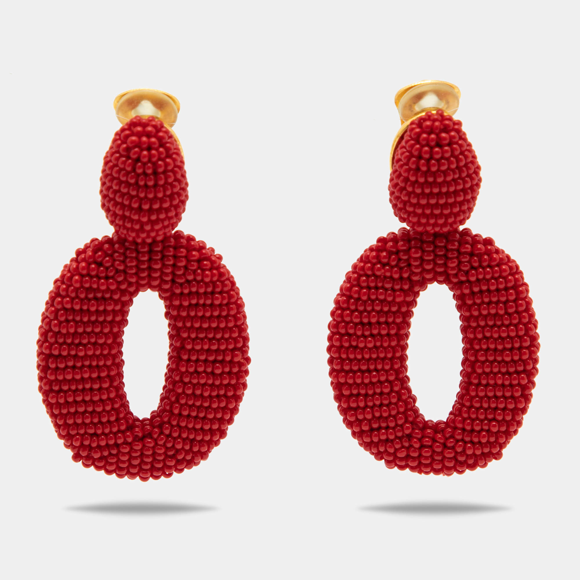 مملوكة مسبقًا Oscar de la Renta Oscar O Red Beads Gold Tone Clip On Earrings