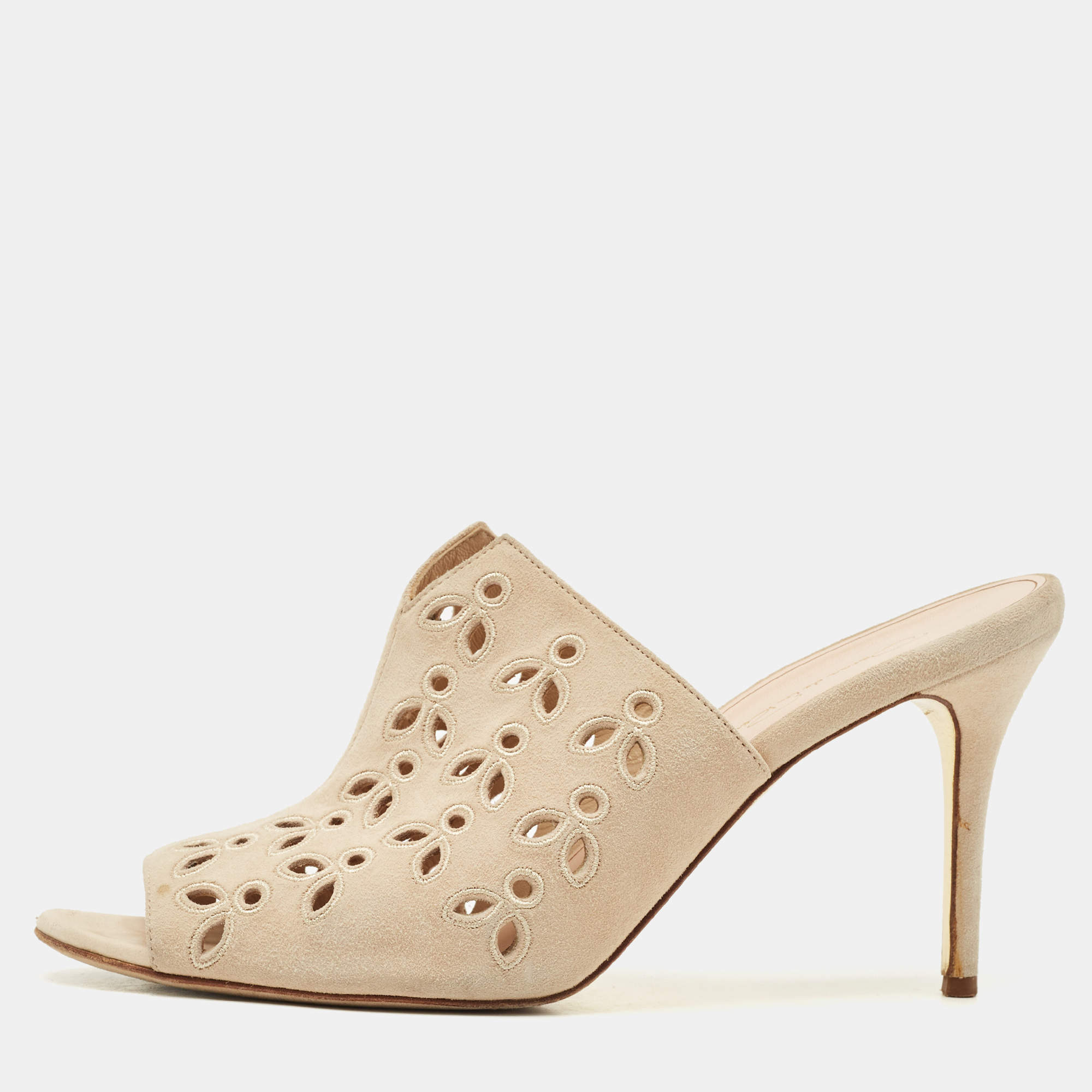 Pre Owned Oscar de la Renta Beige Suede Floral Cut Out Sandals Size 40