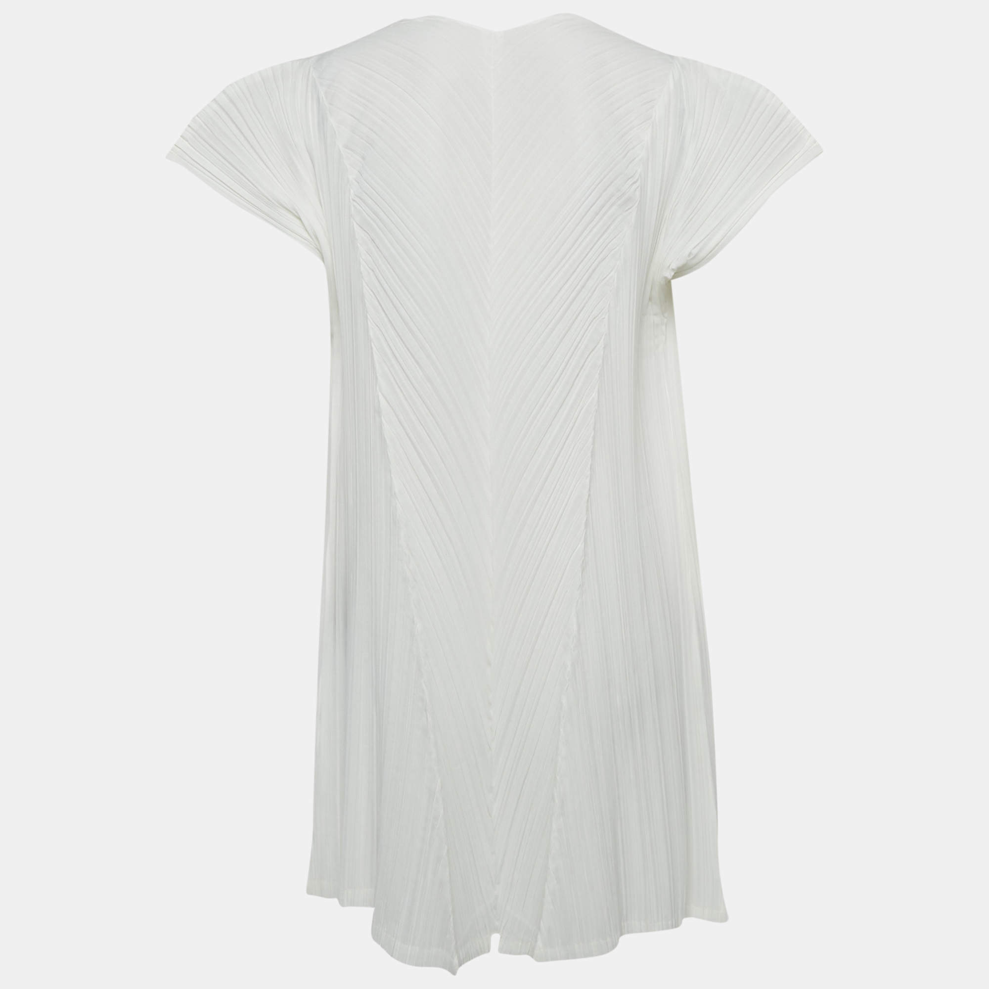 مملوكة مسبقًا جاكيت بليتس بليز باي إيسي مياكي بلاسيه أبيض بأزرار كبير