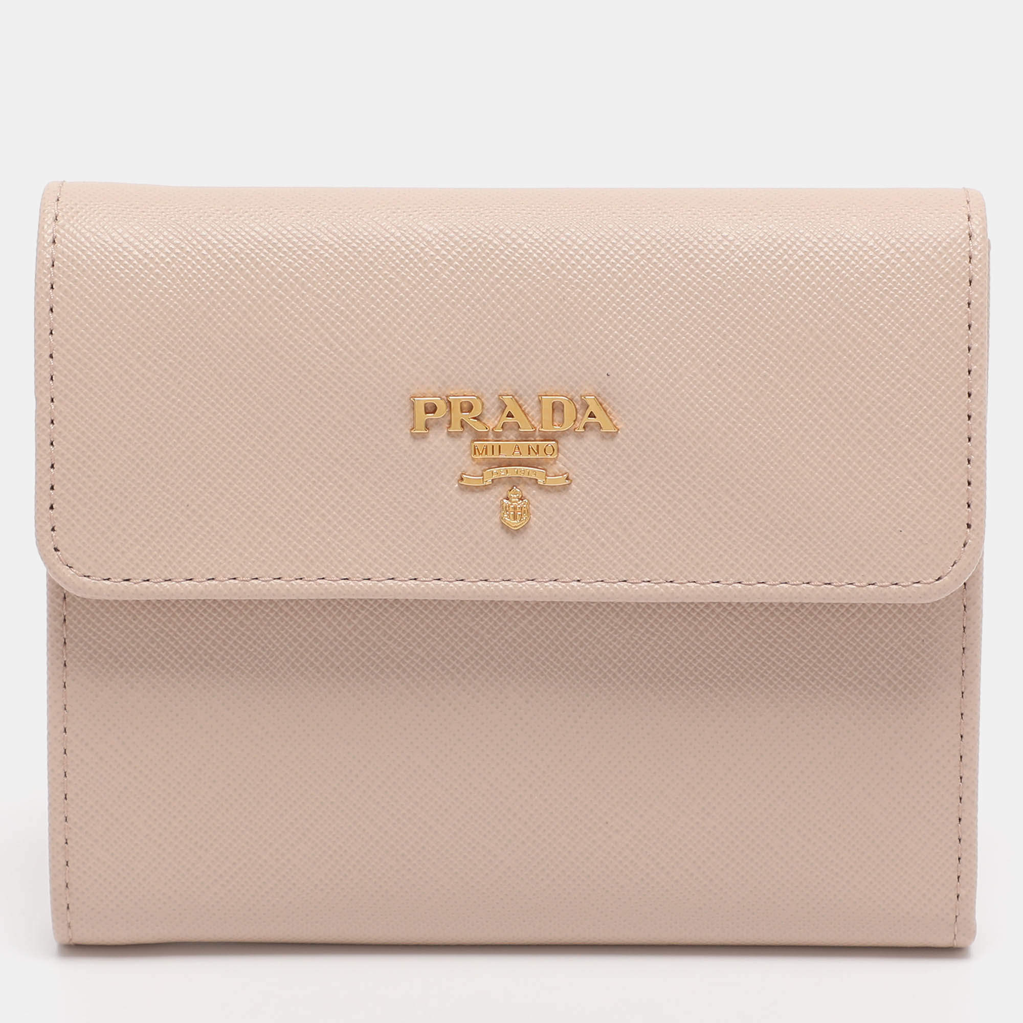 مملوكة مسبقًا Prada Pink Saffiano Metal Leather Bifold Wallet