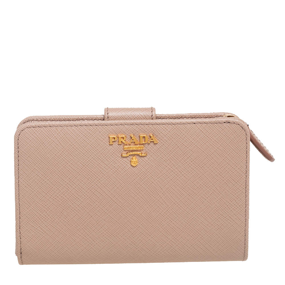 Pre Owned Prada Beige Leather Saffiano Metal Level Wallet