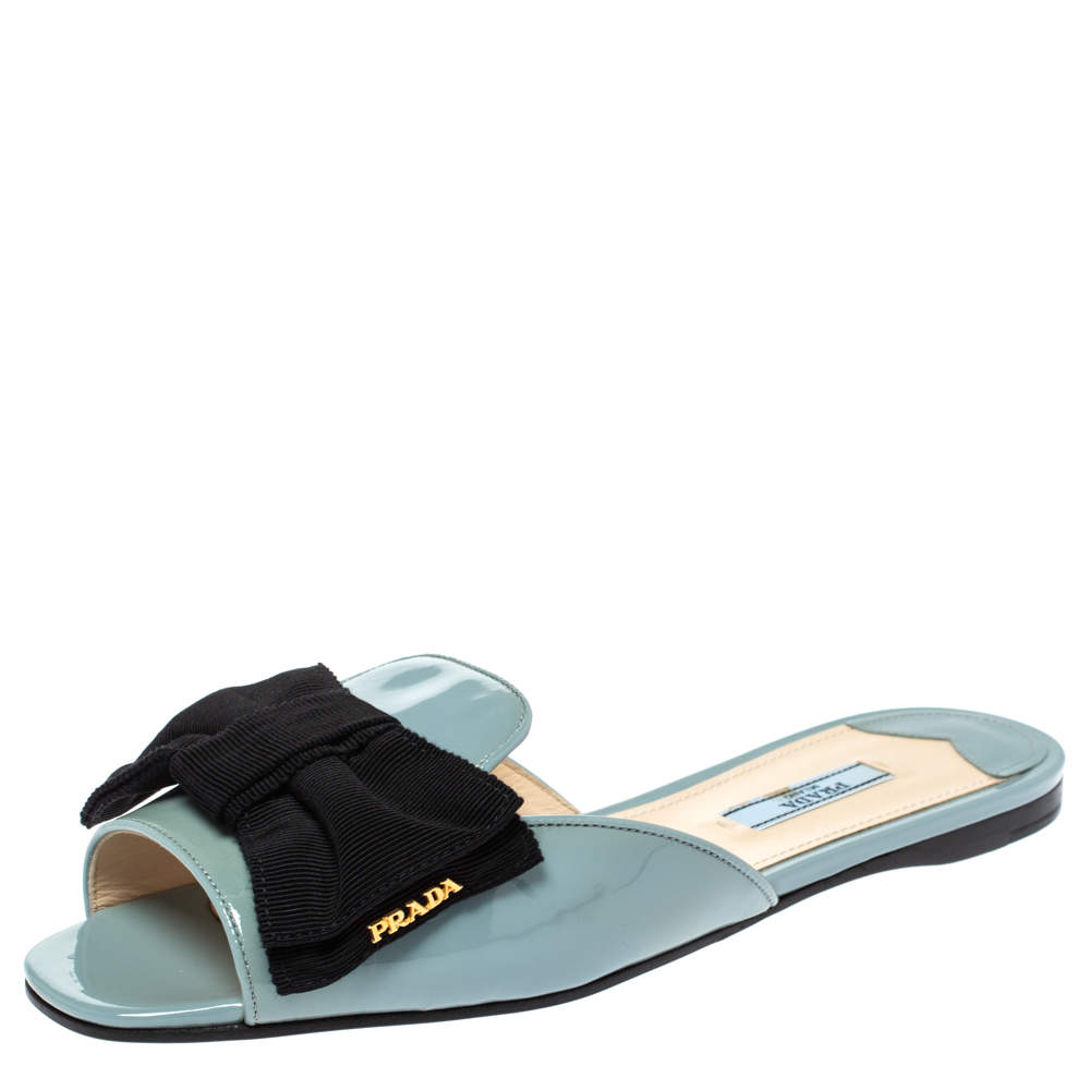 Pre Owned Prada Blue Patent Leather Bow Flat Slides Size 39.5