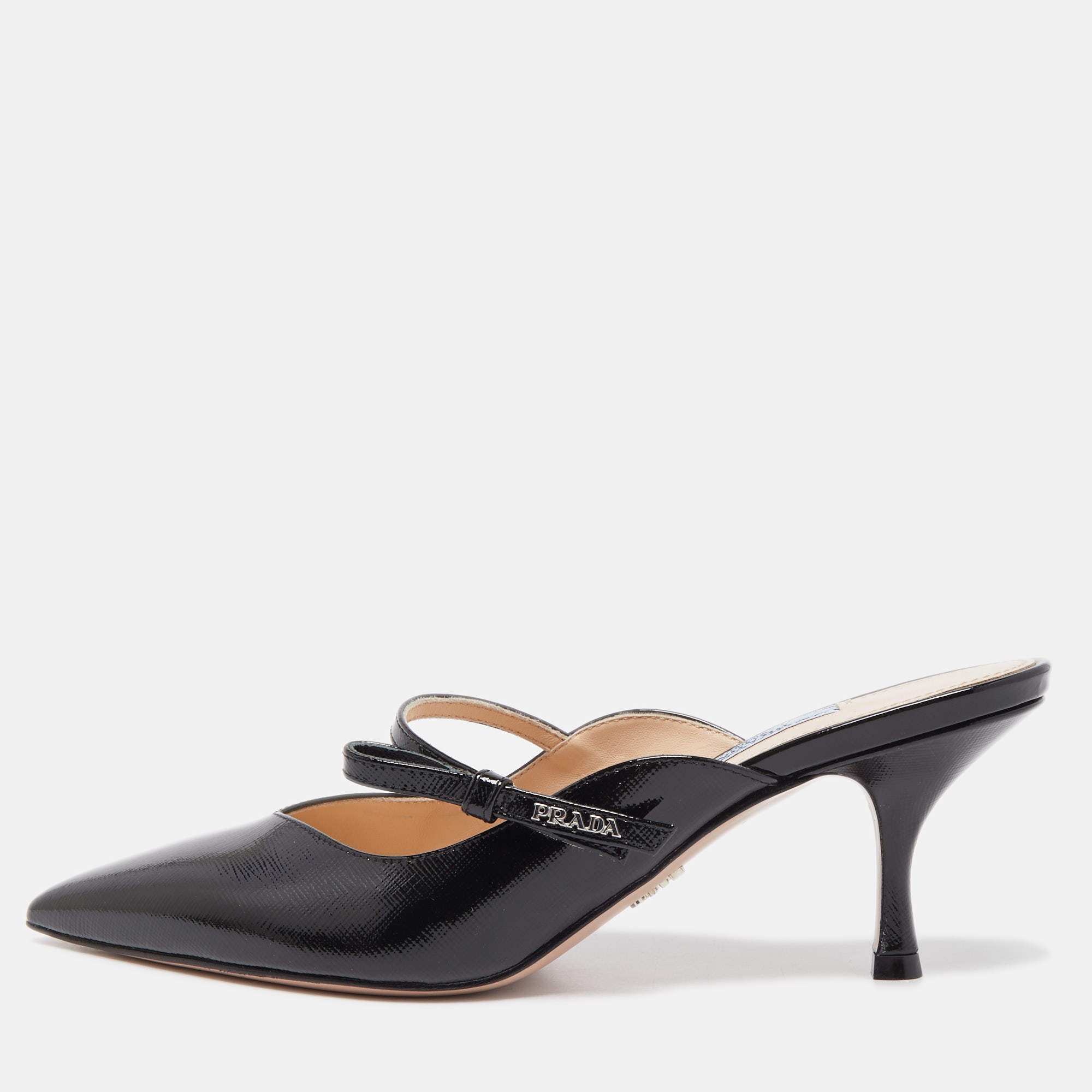 مملوكة مسبقًا Prada Black Saffiano Vernice Leather Bow Pointed Toe Mules Size 39