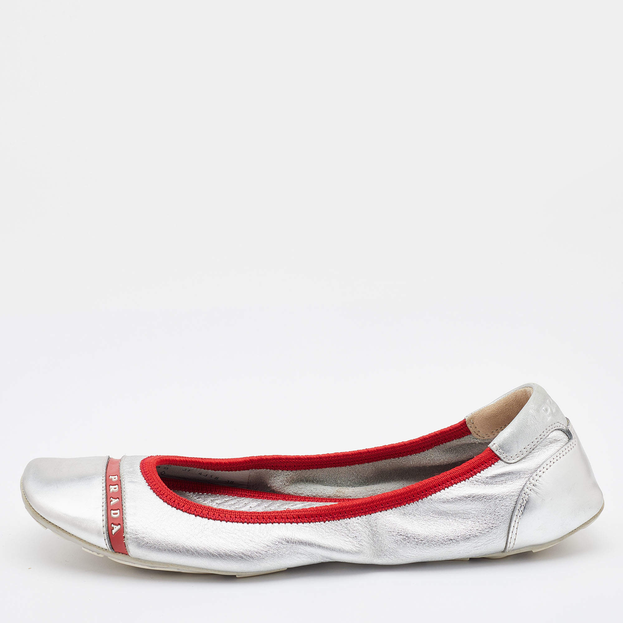 Pre Owned Prada Sport Metallic Silver Leather Scrunch Ballet Flats Size 38