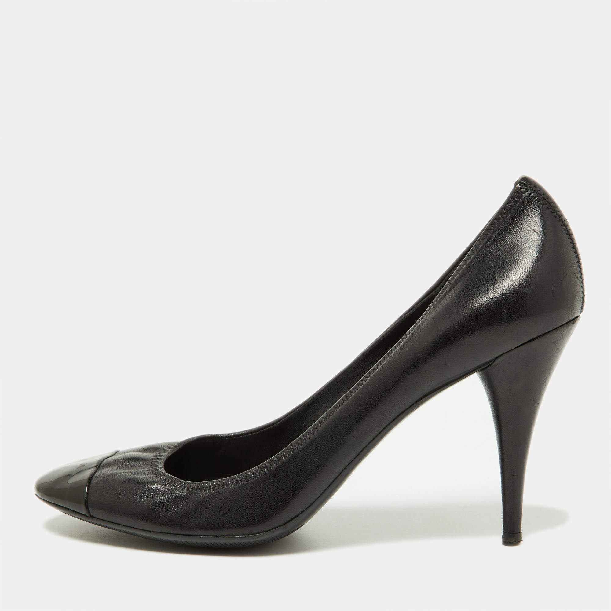 Prada black patent scrunch pointed toe pumps women's size newest 40 / 9.5