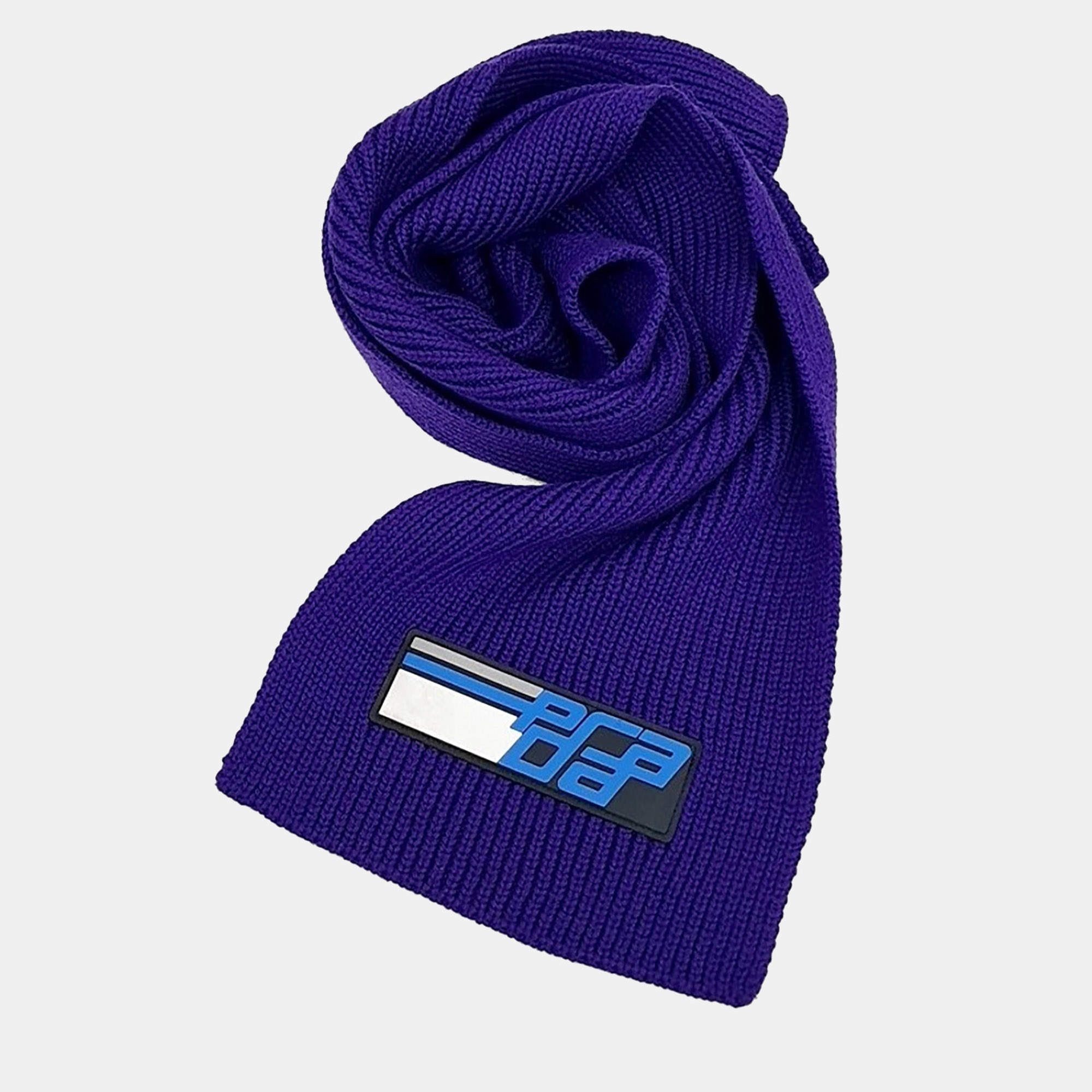 Pre Owned Prada Blue Wool Muffler