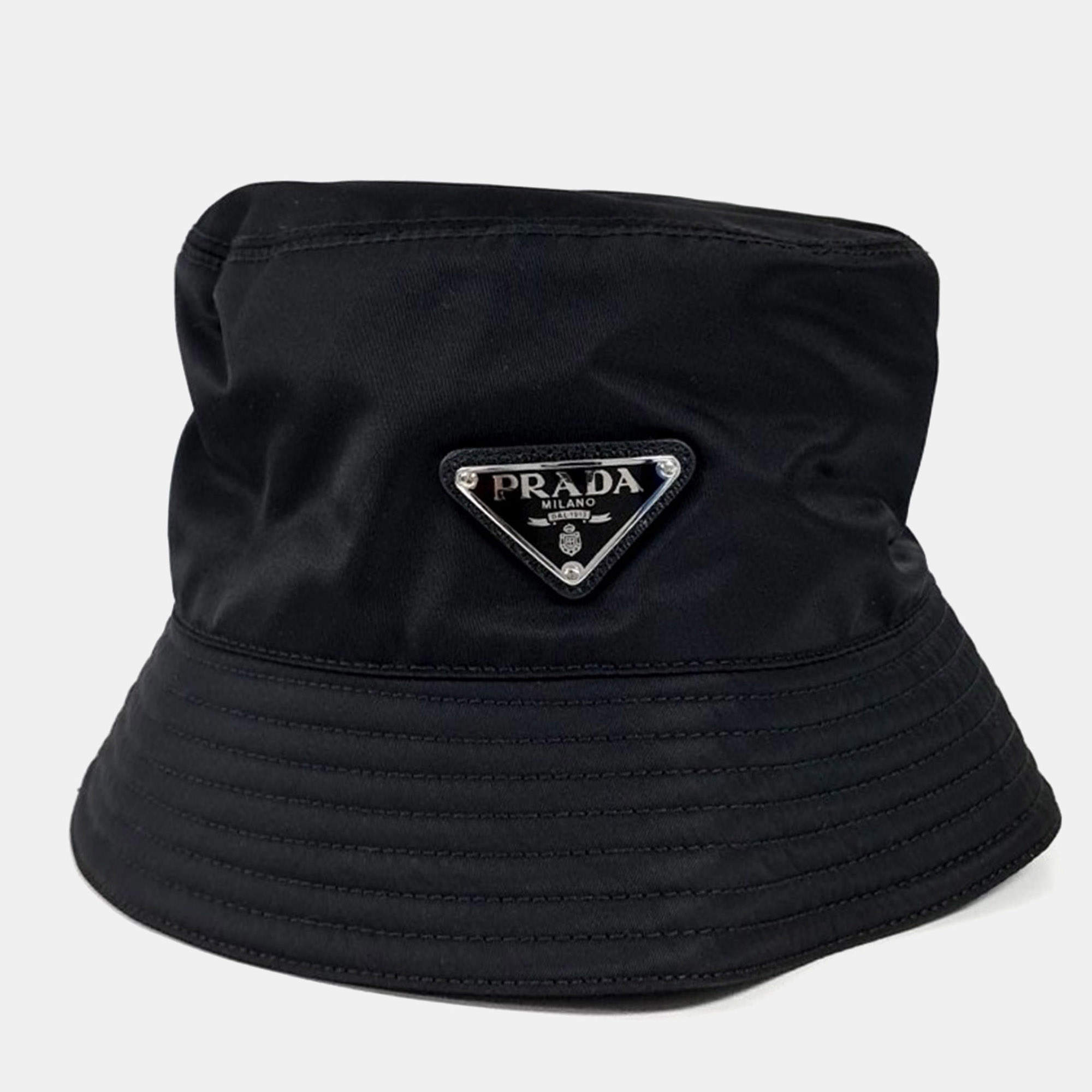 مملوكة مسبقًا Prada Black Re-Nylon Bucket Hat