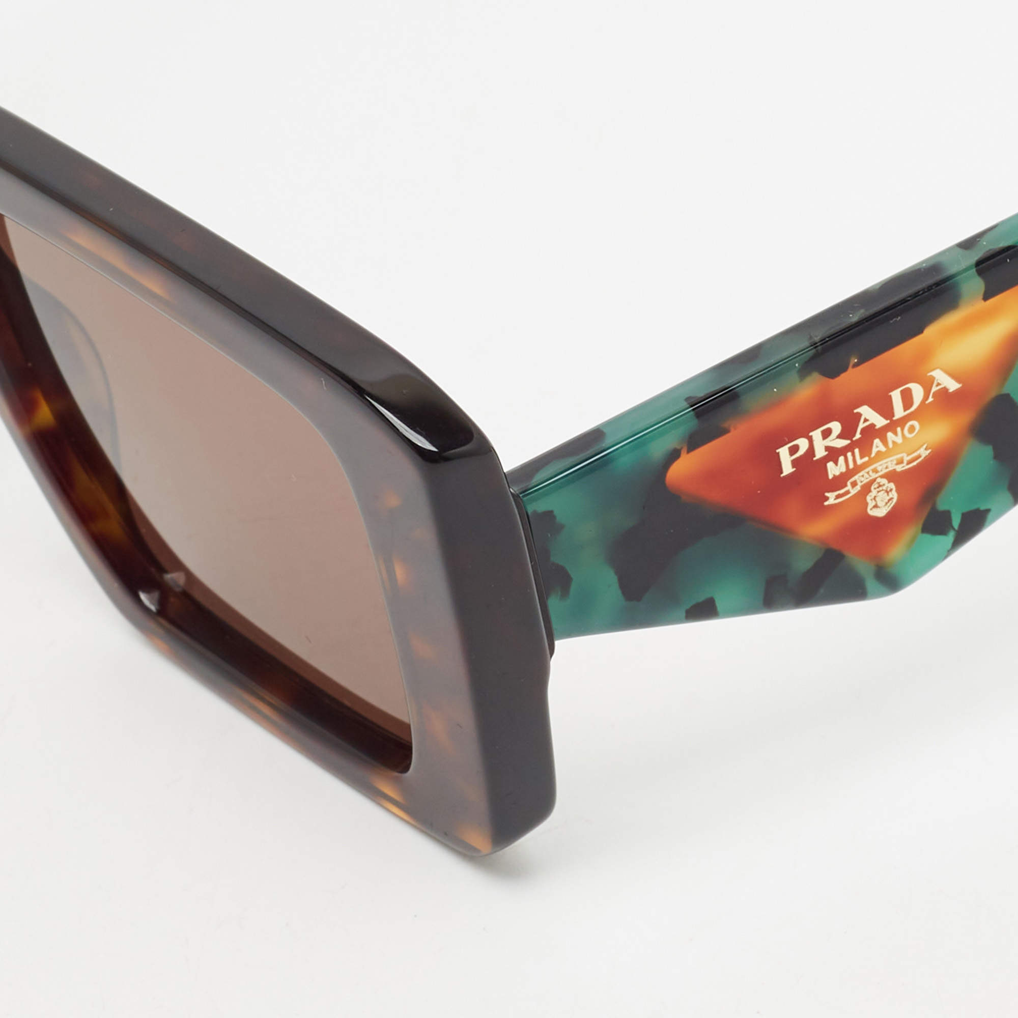 Prada White/Grey SPR24Y Frame Rectangular Sunglasses Prada | TLC