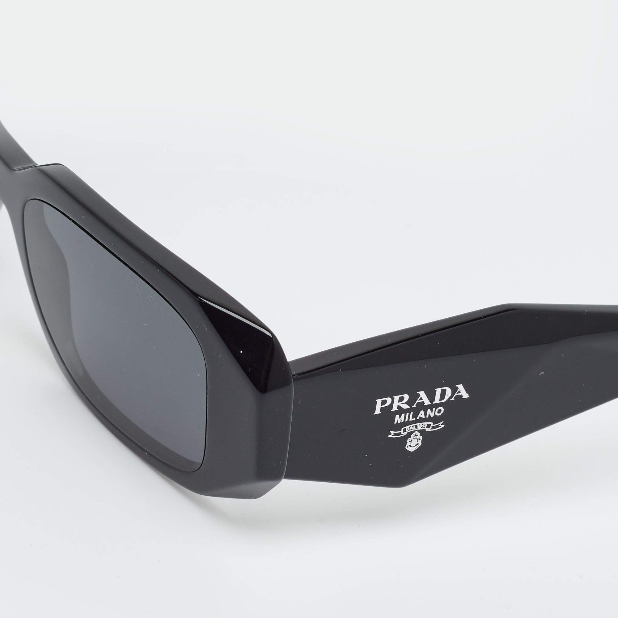Prada White/Grey SPR24Y Frame Rectangular Sunglasses Prada | TLC