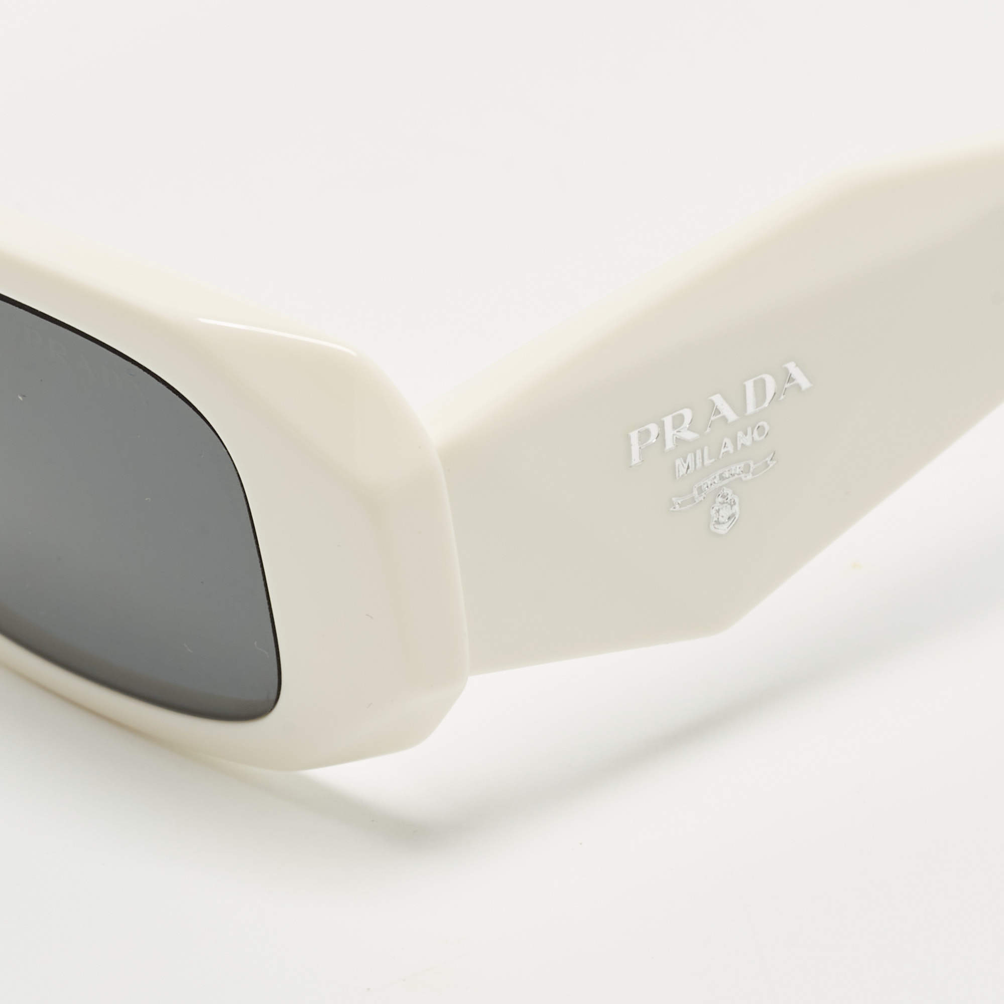 Prada White/Grey SPR24Y Frame Rectangular Sunglasses Prada | TLC