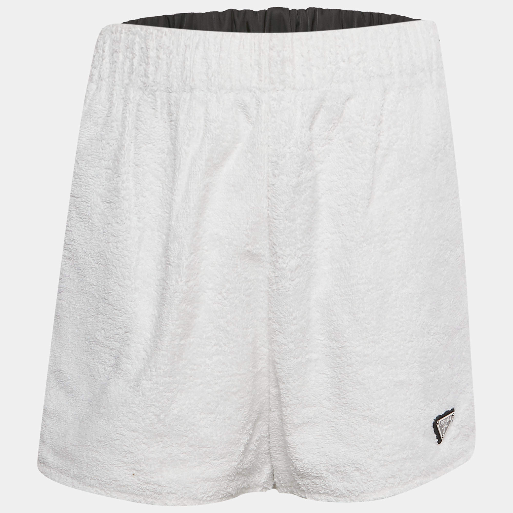 Pre Owned شورت برادا تيري مثلث الشعار أبيض مقاس متوسط - ميديم