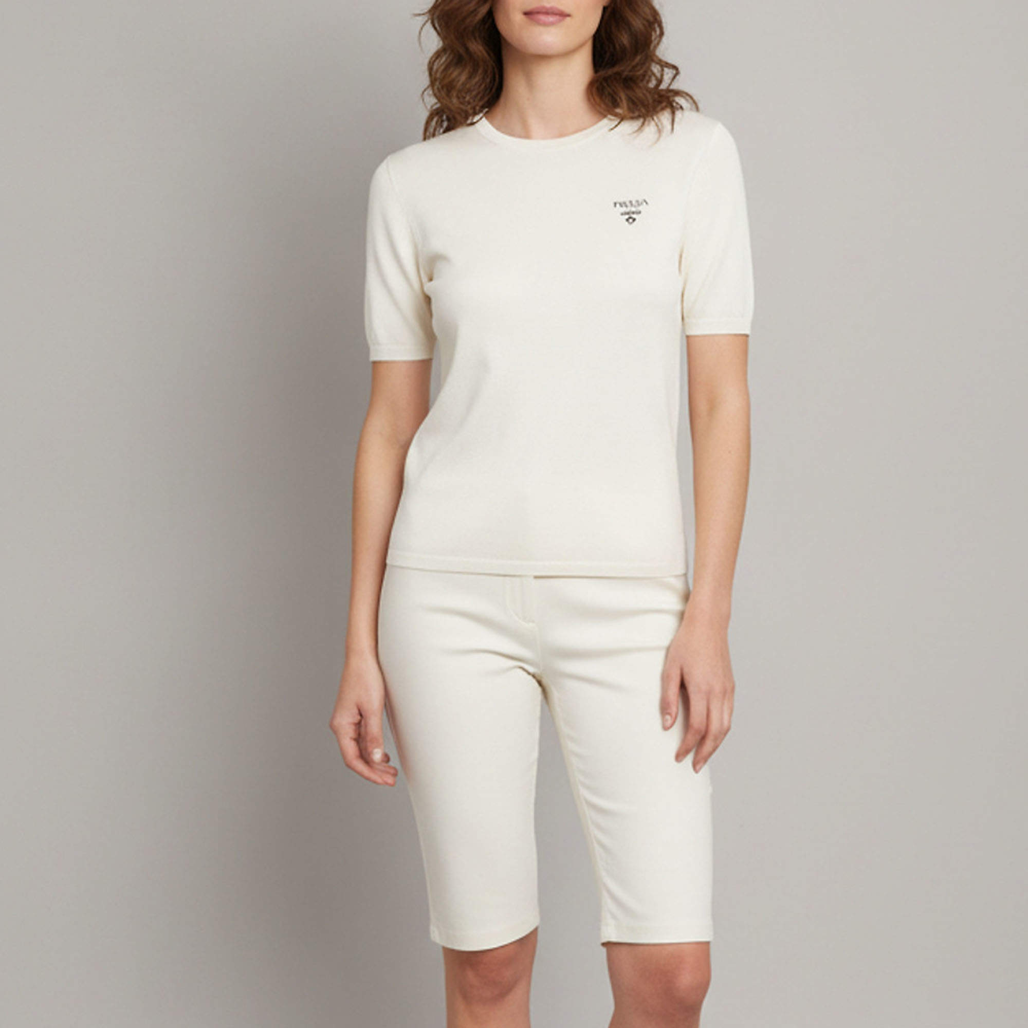 مملوكة مسبقًا Prada Cream Logo Intarsia Knit Short Sleeve Top S