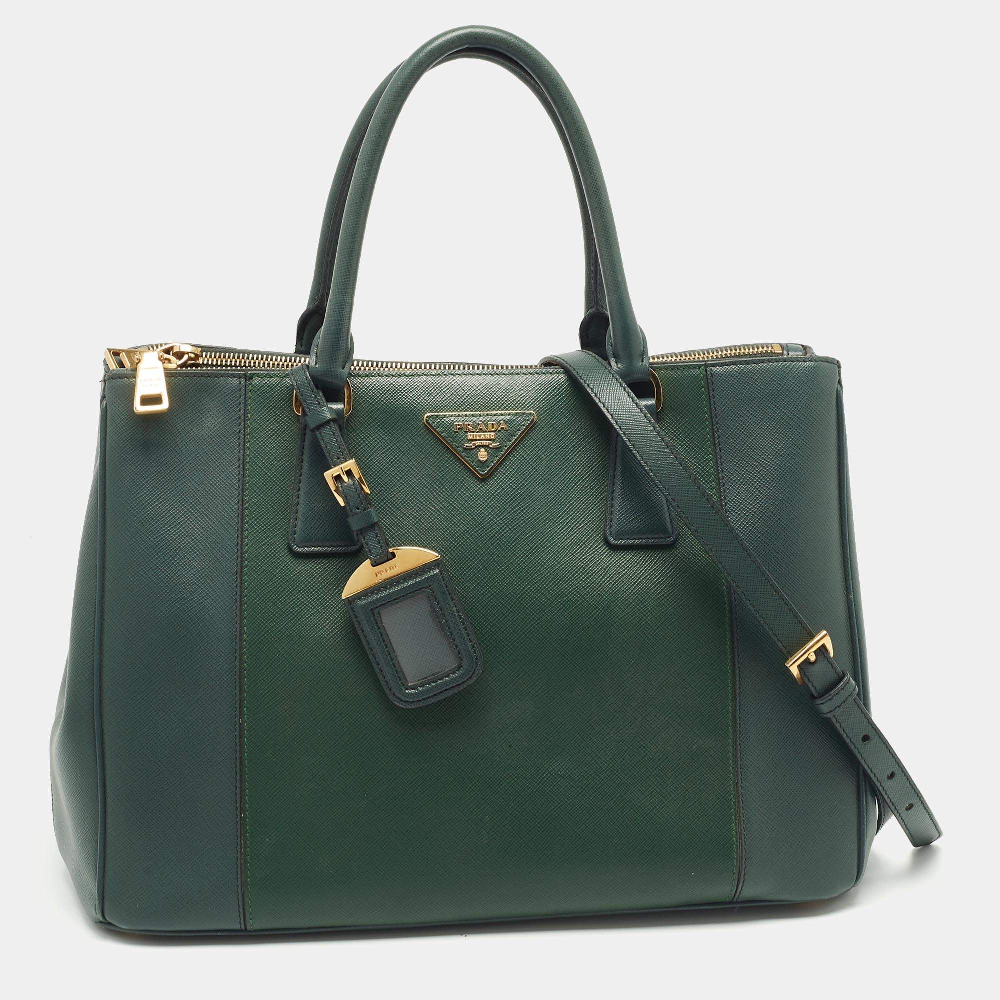 関税なし 送料無料 Saffiano Lux Leather Handbag Prada Blue Saffiano Lux Leather Medium Double Zip Tote Prada