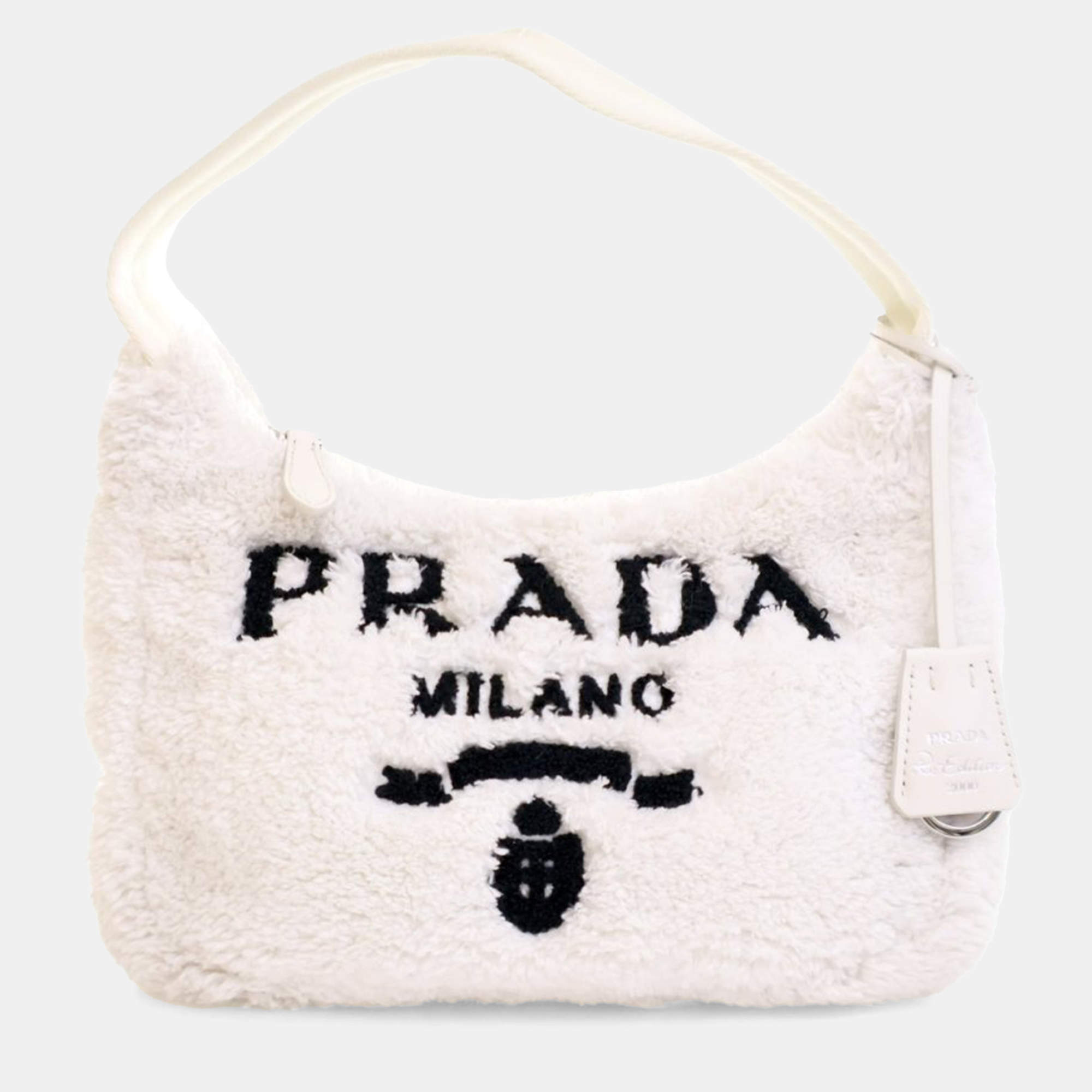 Pre Owned Prada Re-Edition 2000 Terry Shoulder Bag