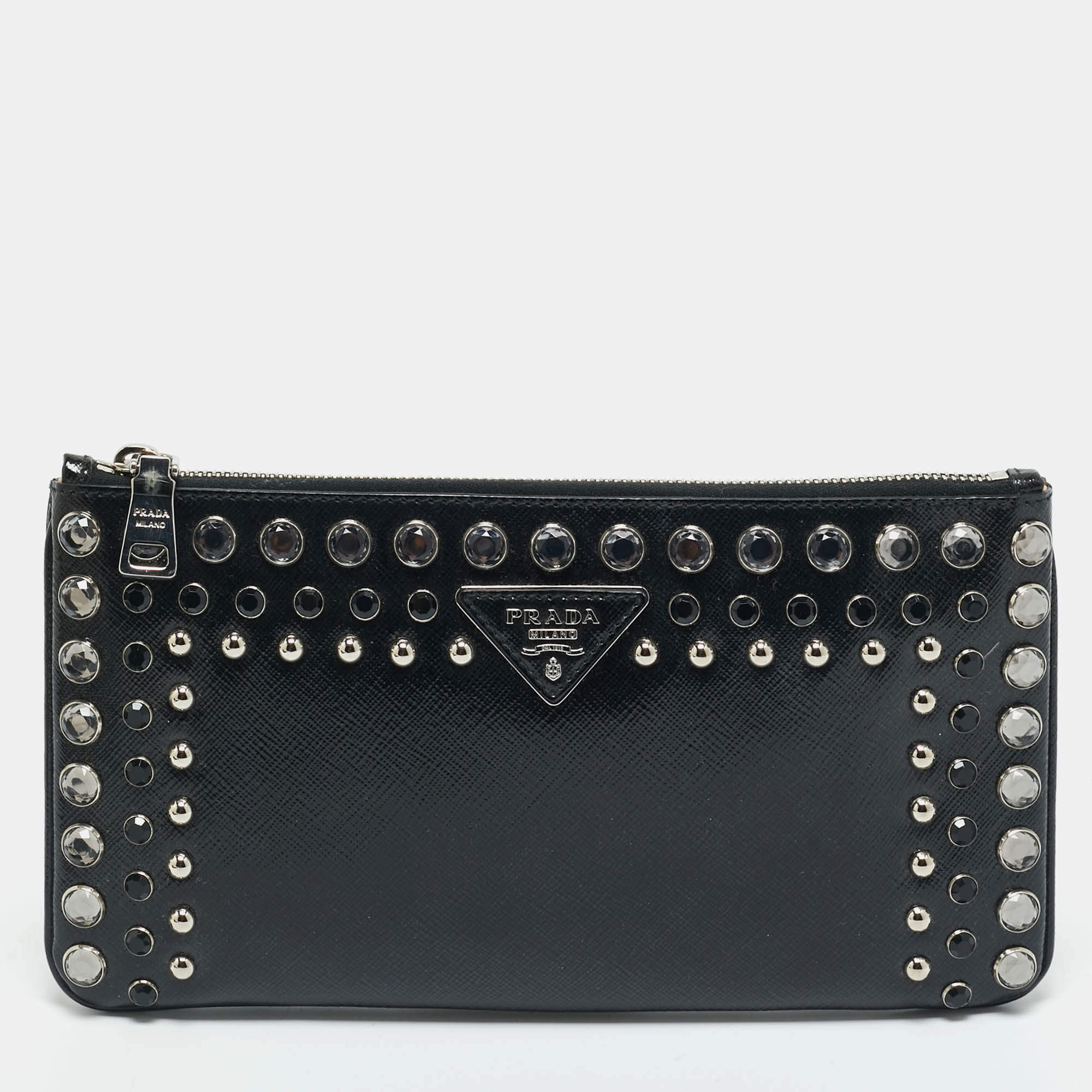 مملوكة مسبقًا حقيبة كلتش برادا جلد برنيق سافانو أسود مزينة