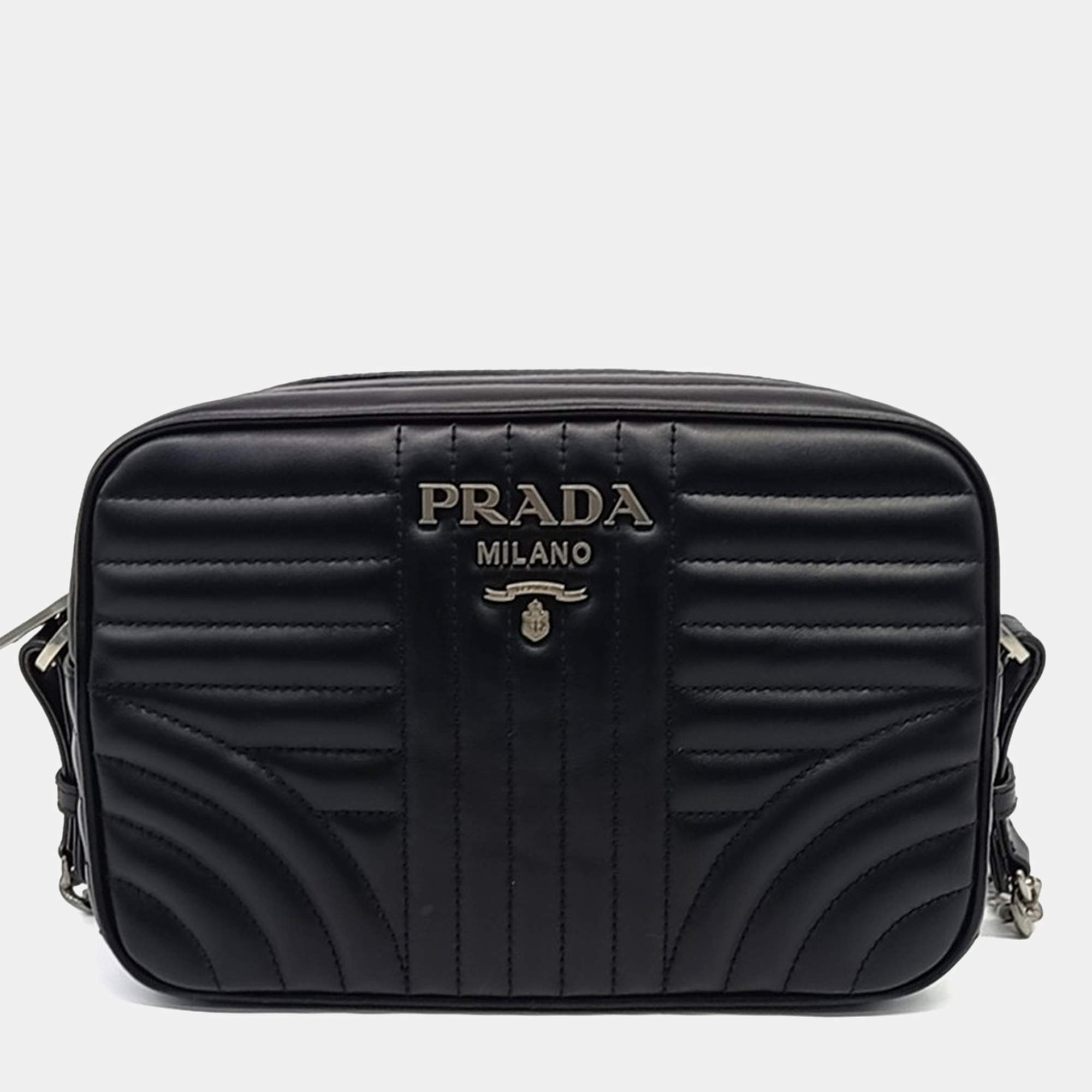 Pre Owned حقيبة كروس بودي برادا جلد العجل الناعم أسود داياغرام