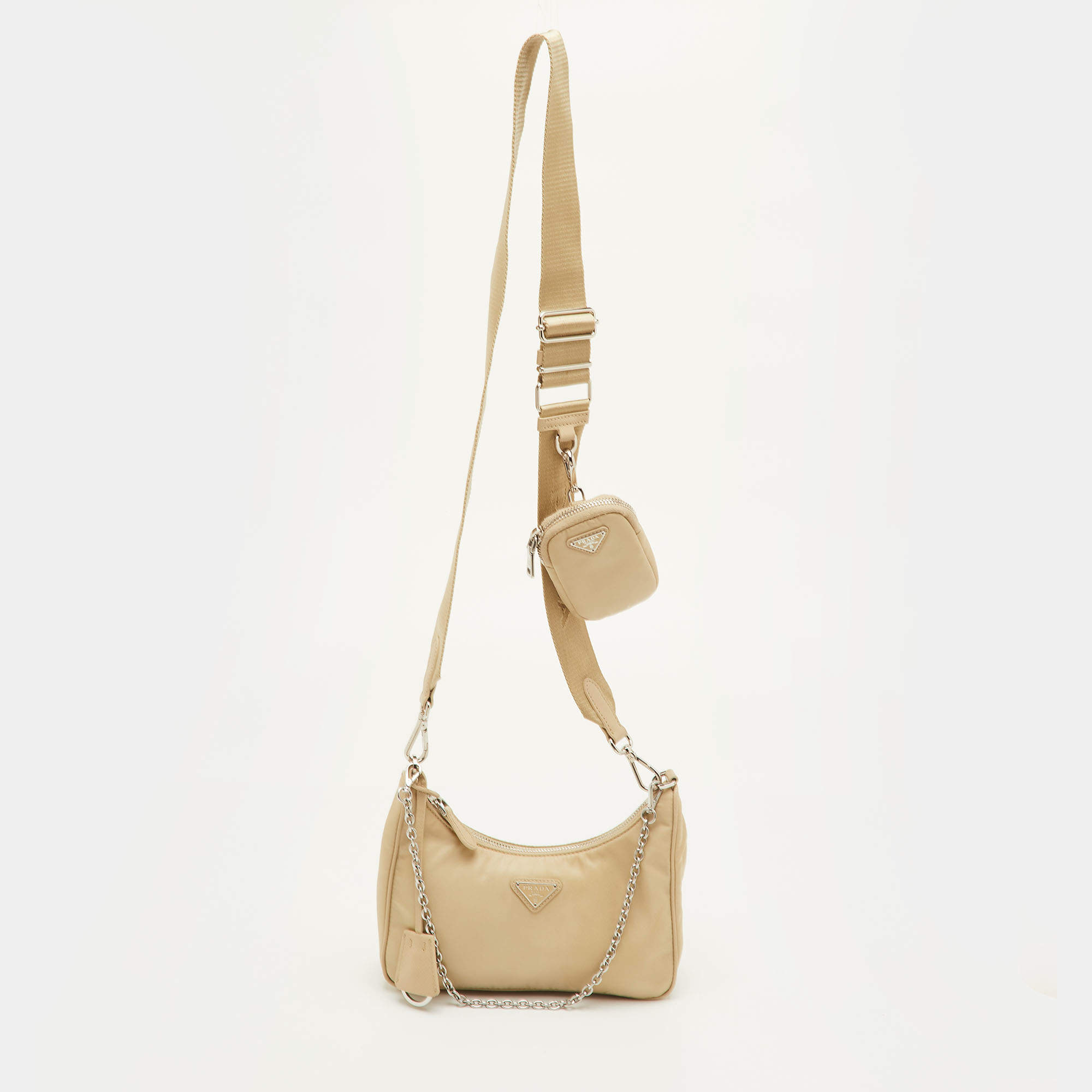 مملوكة مسبقًا Prada Re-Edition 2005 Desert Beige Tessuto Nylon Shoulder Bag