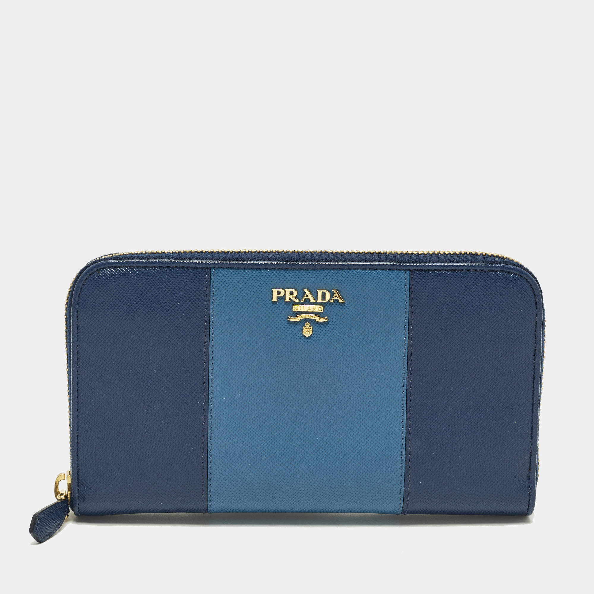مملوكة مسبقًا Prada Two Tone Blue Saffiano Leather Zip Around Wallet