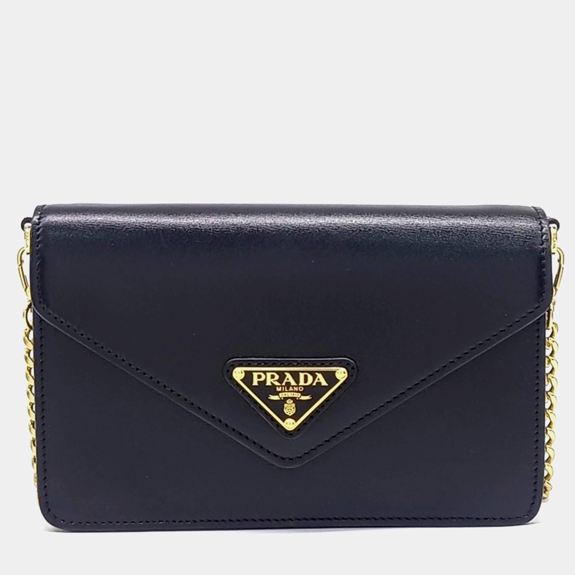 Pre Owned Prada Vitello Black Leather Chain Crossbody Bag (1BD350)