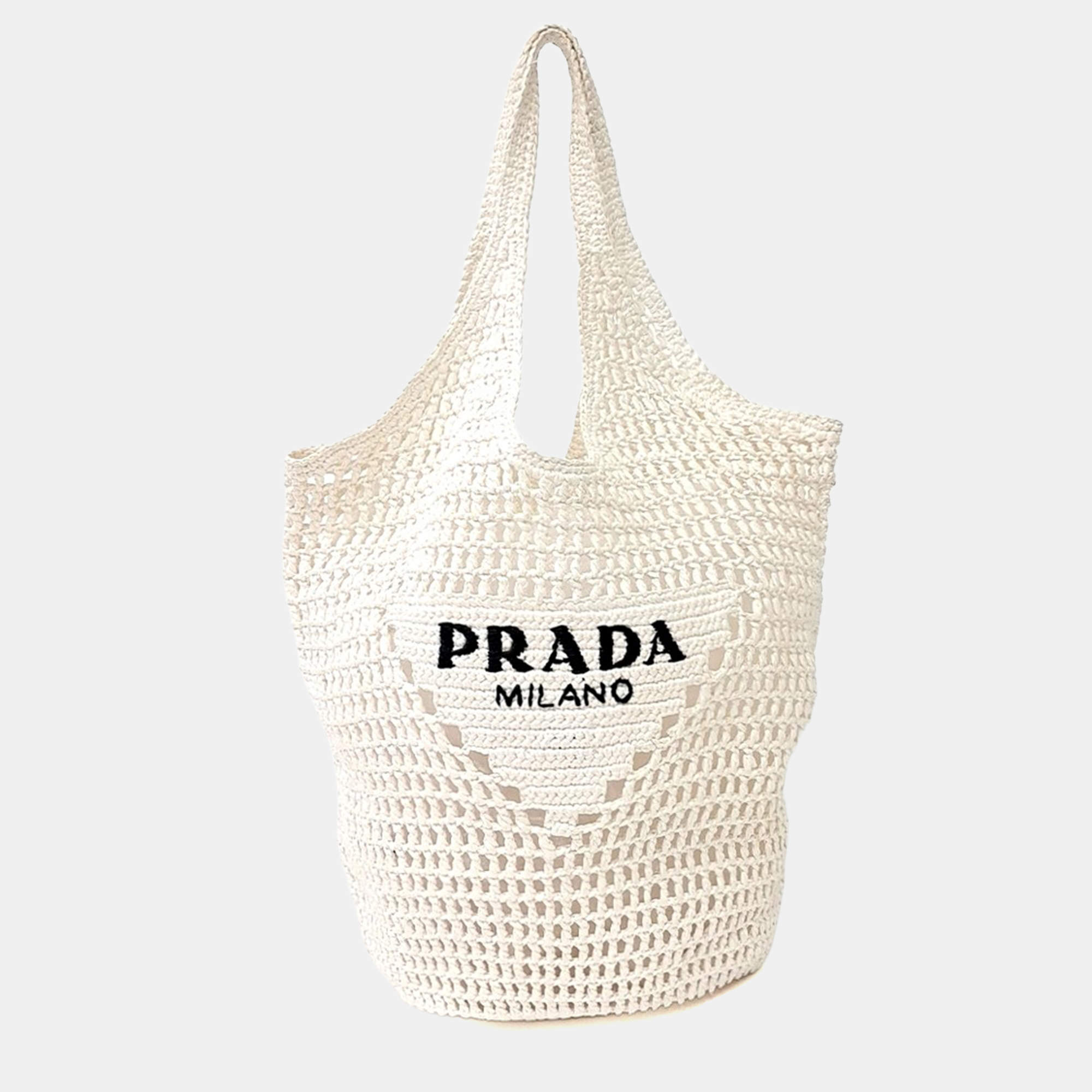 مملوكة مسبقًا Prada Raffia Tote Bag