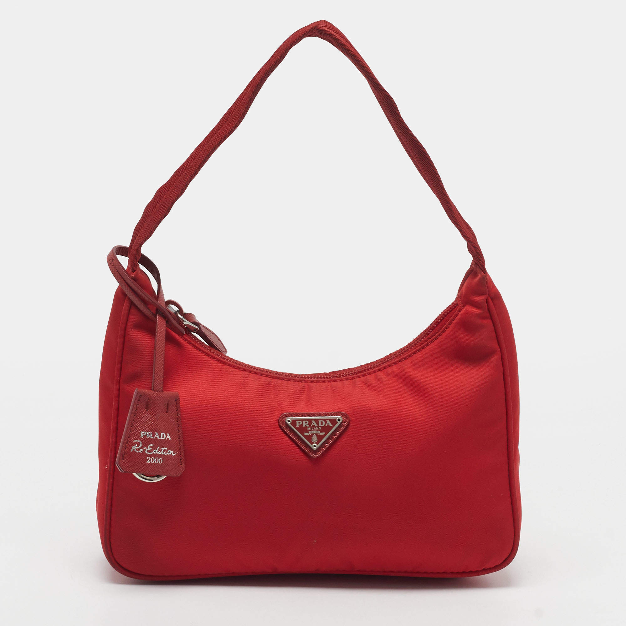 Pre Owned Prada Re-Edition 2000 Red Nylon Shoulder Bag