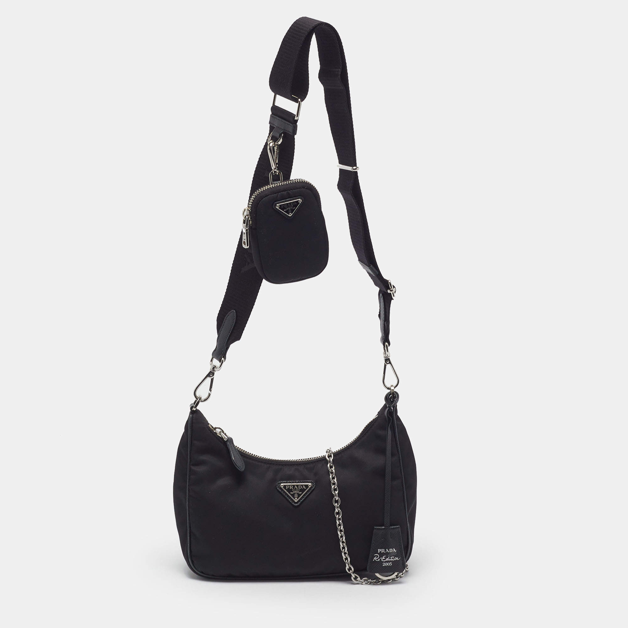 Pre Owned Prada Re-Edition 2005 Black Nylon and Leather Shoulder Bag