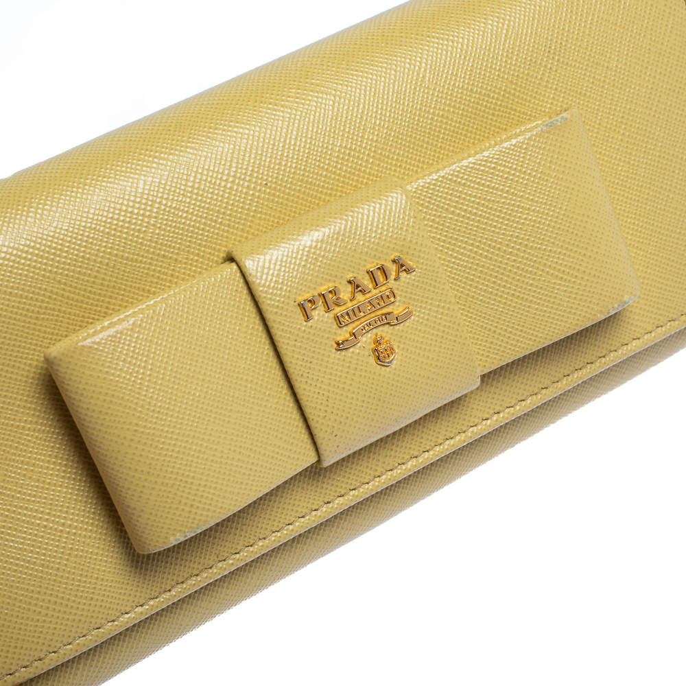 prada womens wallets