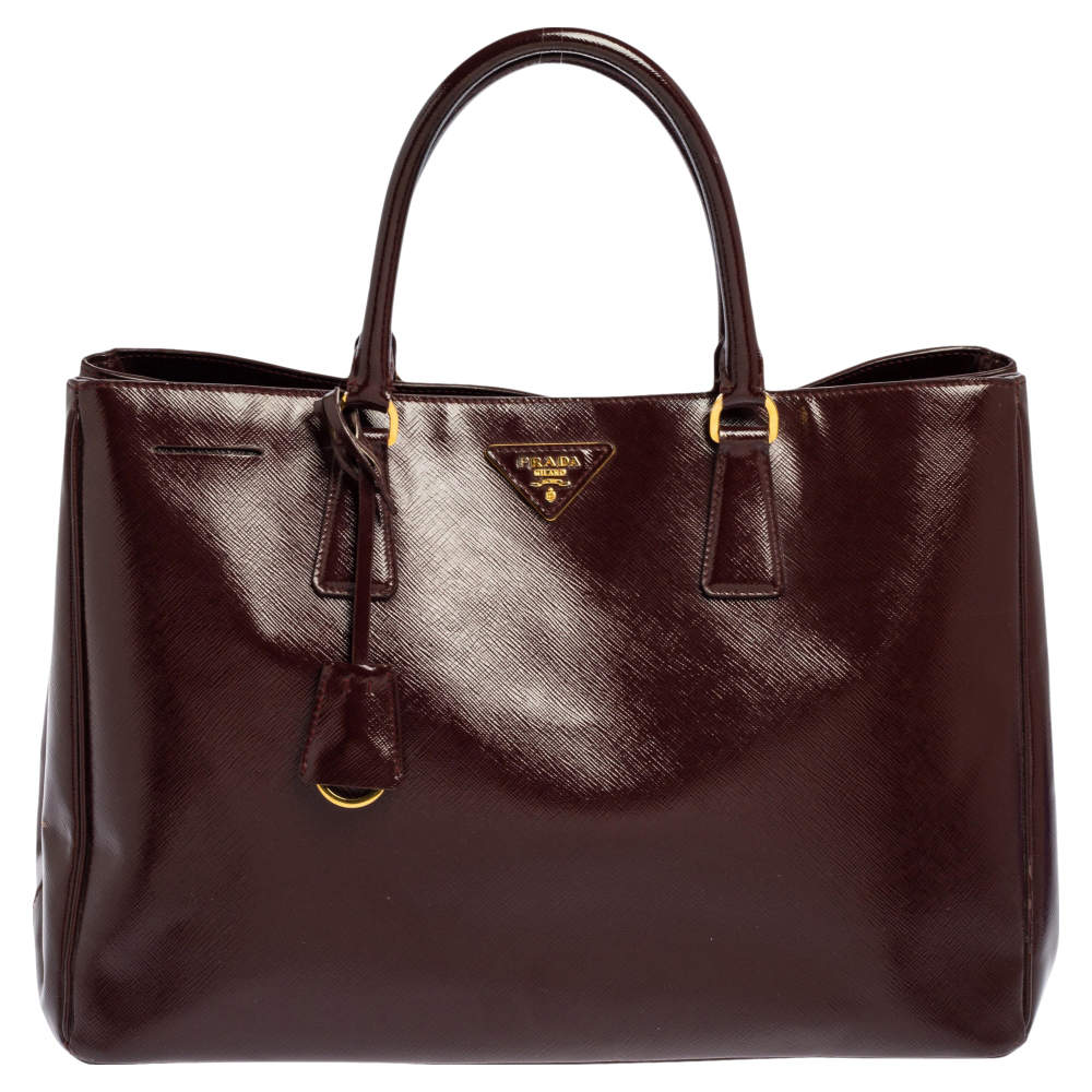 Pre Owned Prada Burgundy Saffiano Vernice Leather Medium Galleria Tote
