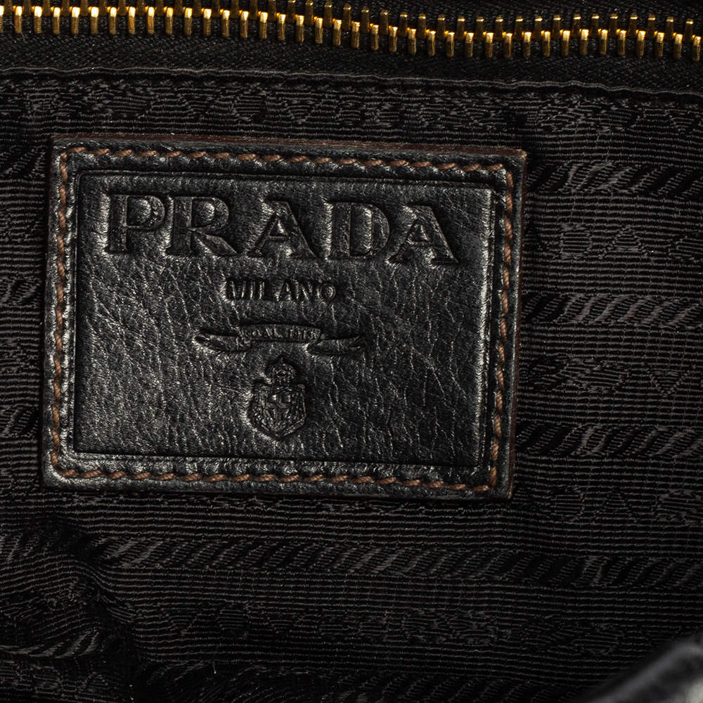 Leather handbag Prada Black in Leather - 34158408