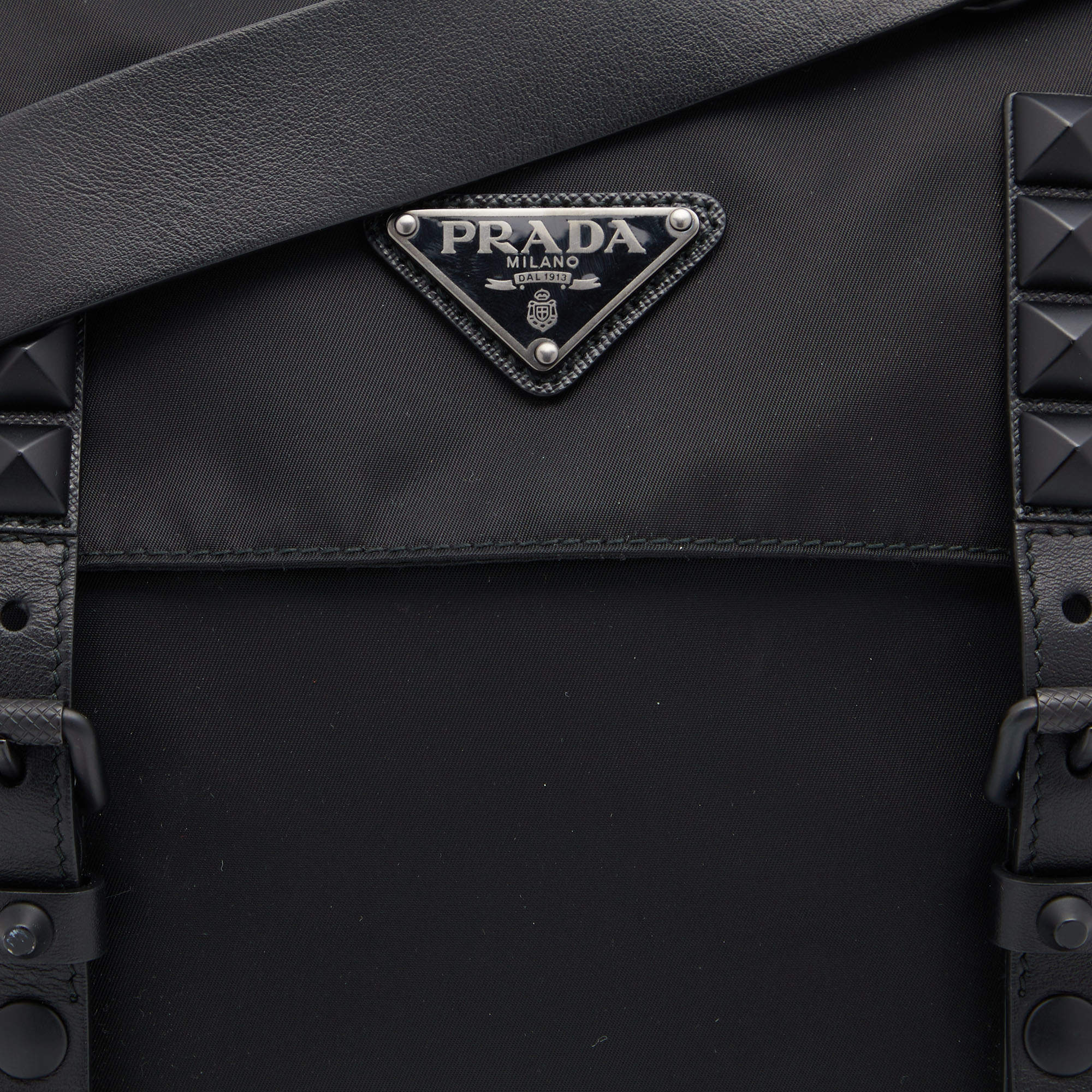 Black Nylon Prada Messenger Bag ref.993542 - Joli Closet