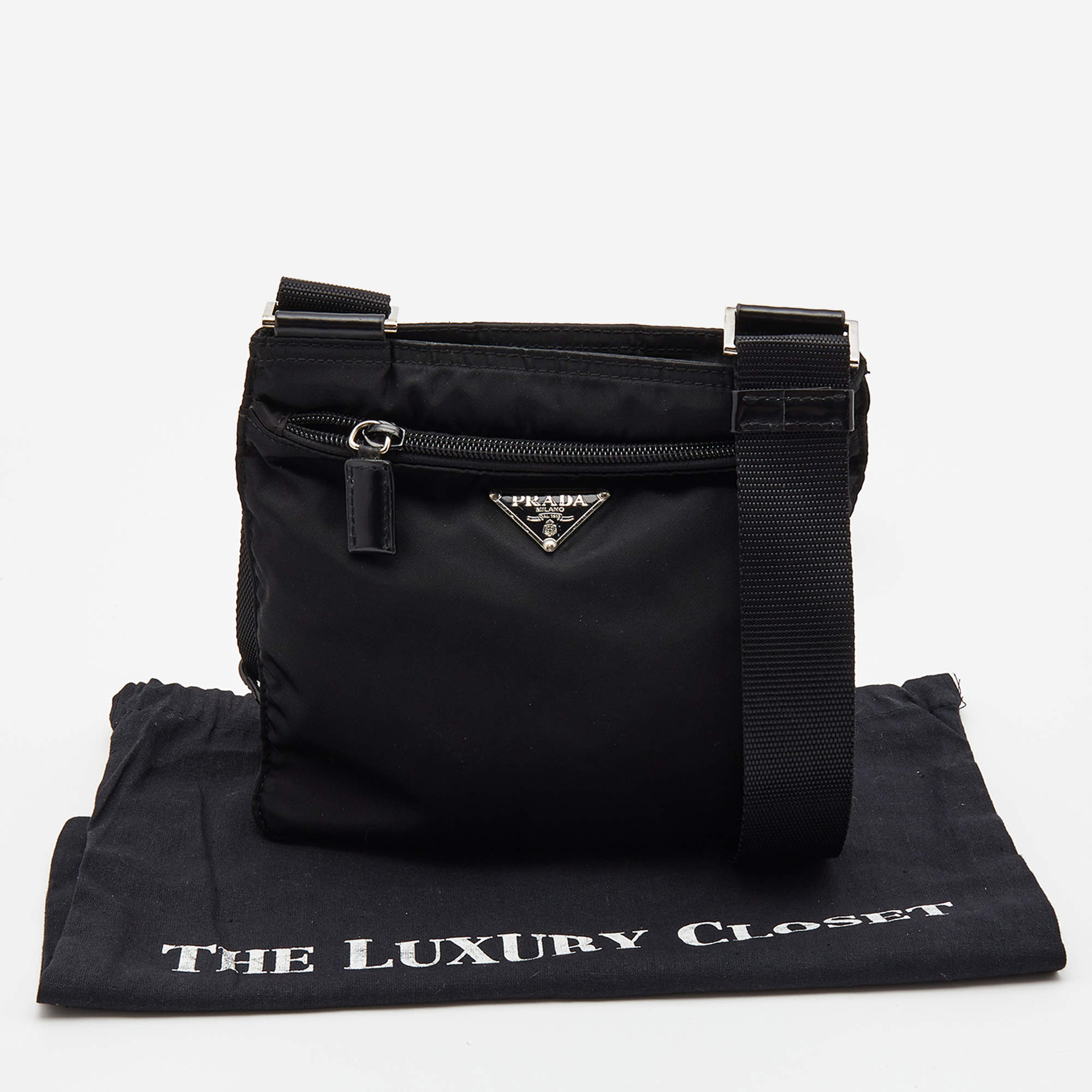 Prada Black Nylon Triangle Logo Messenger Bag – Queen Bee of Beverly Hills