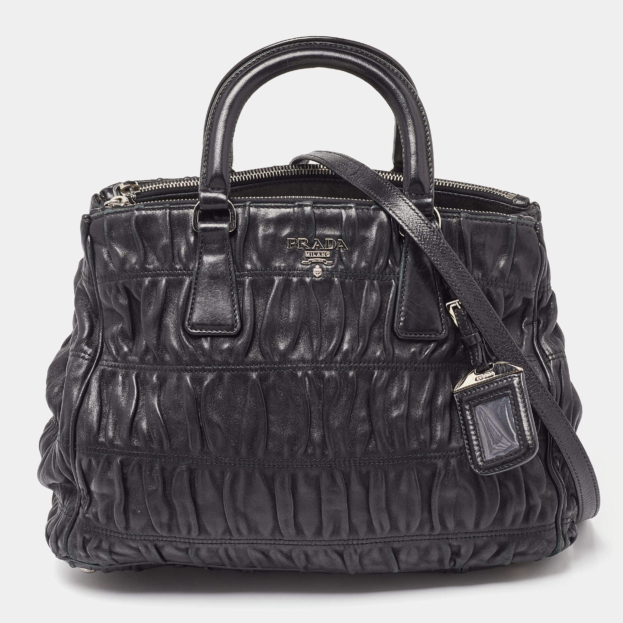 مملوكة مسبقًا Prada Black Gaufre Leather Double Zip Tote