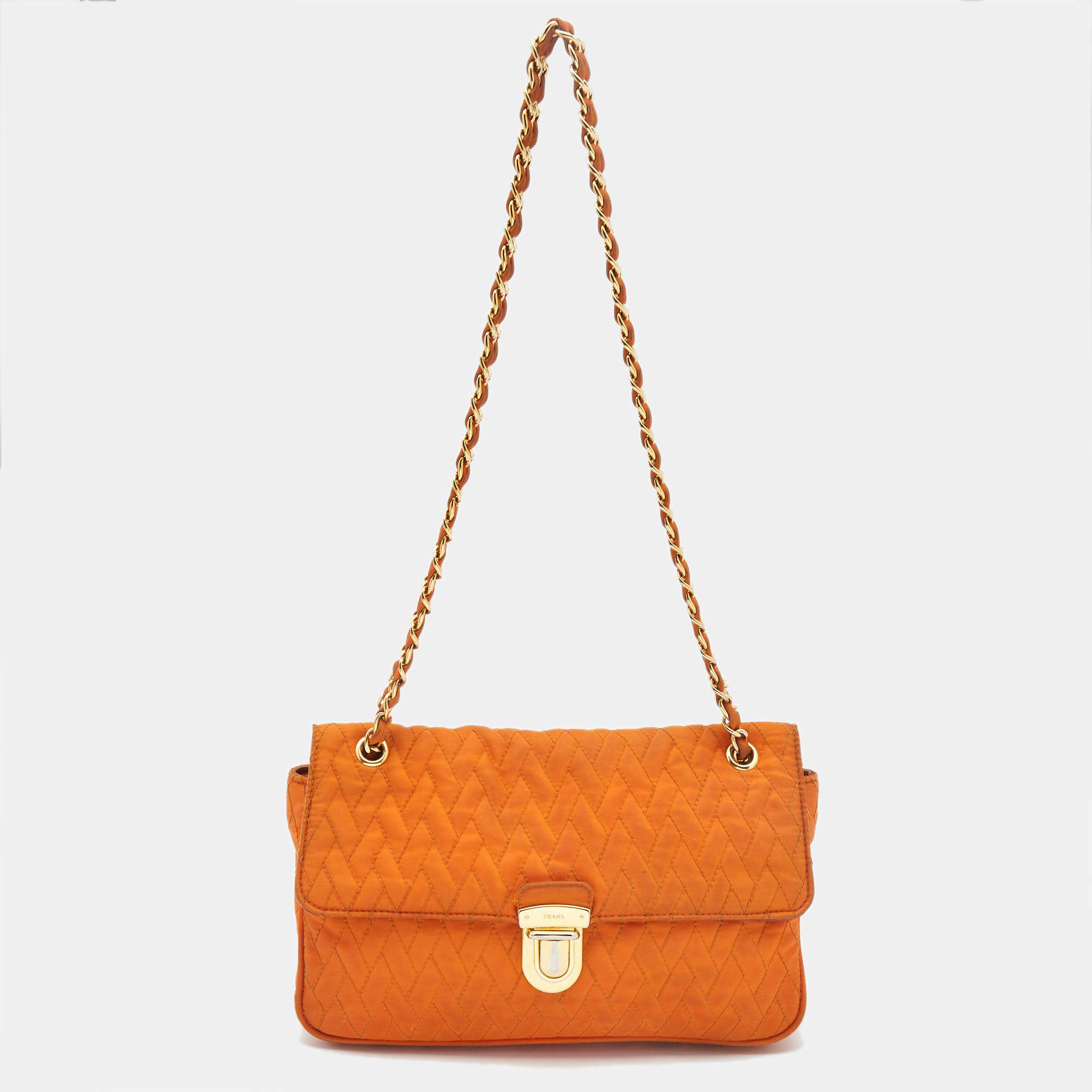 مملوكة مسبقًا Prada Orange Quilted Nylon Pushlock Flap Chain Shoulder Bag