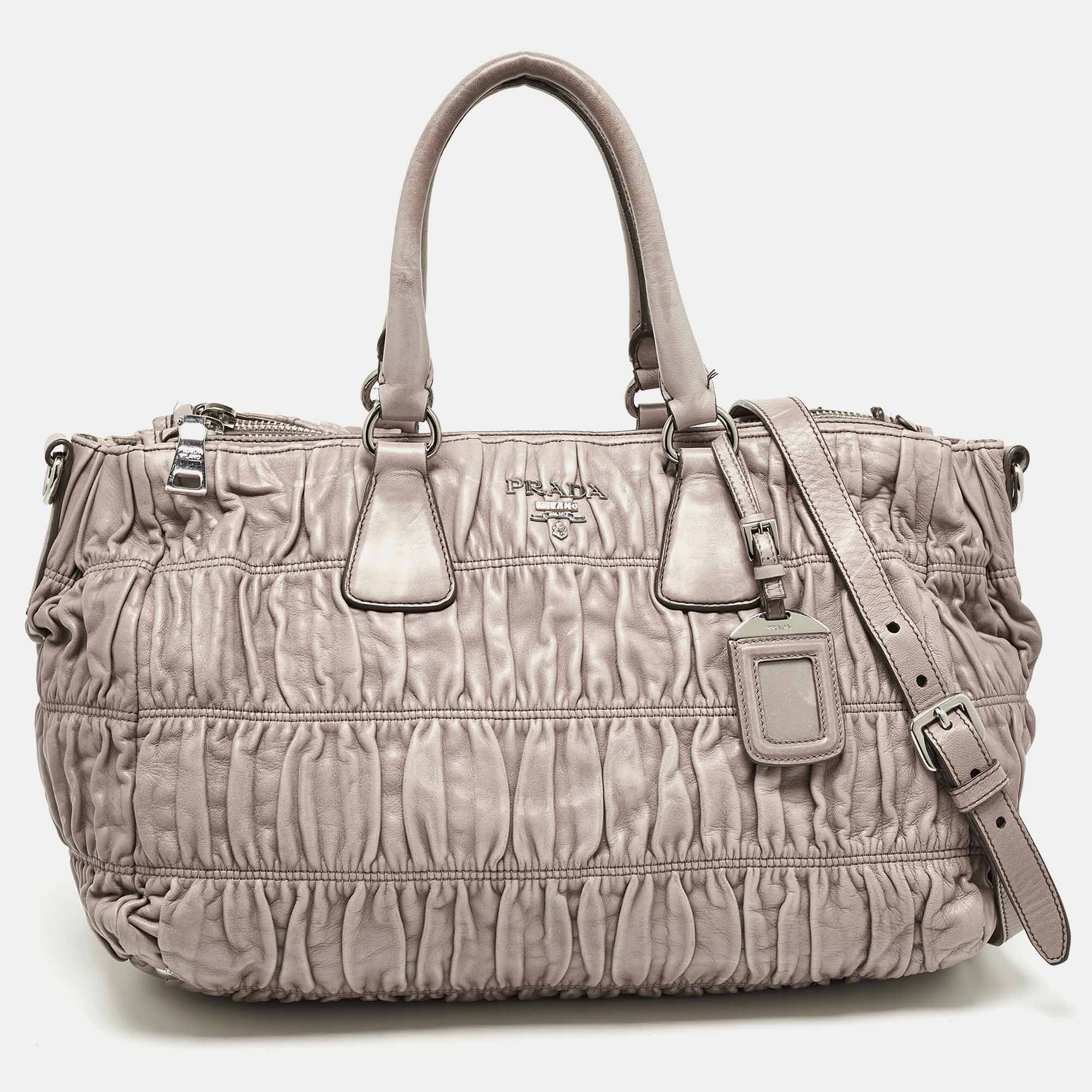 Pre Owned Prada Beige Gaufre Leather Double Zip Tote