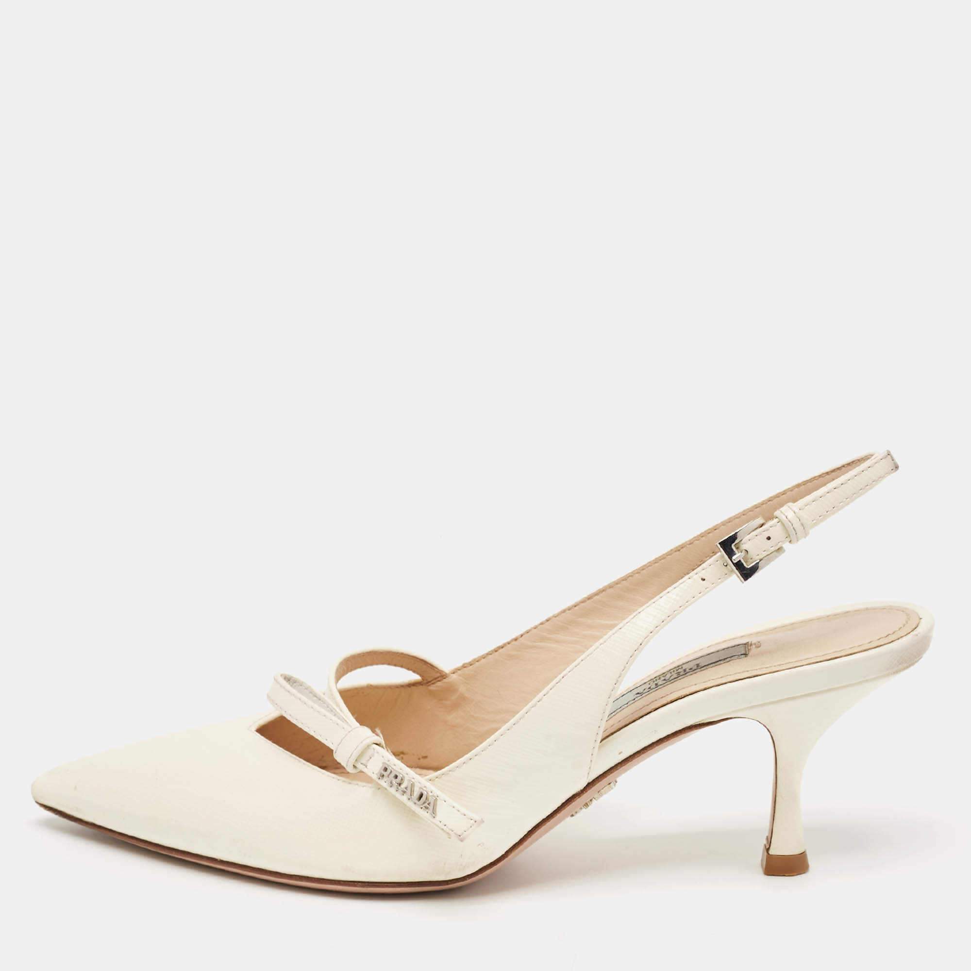 مملوكة مسبقًا Prada White Patent Leather Pointed Toe Slingback Pumps Size 36