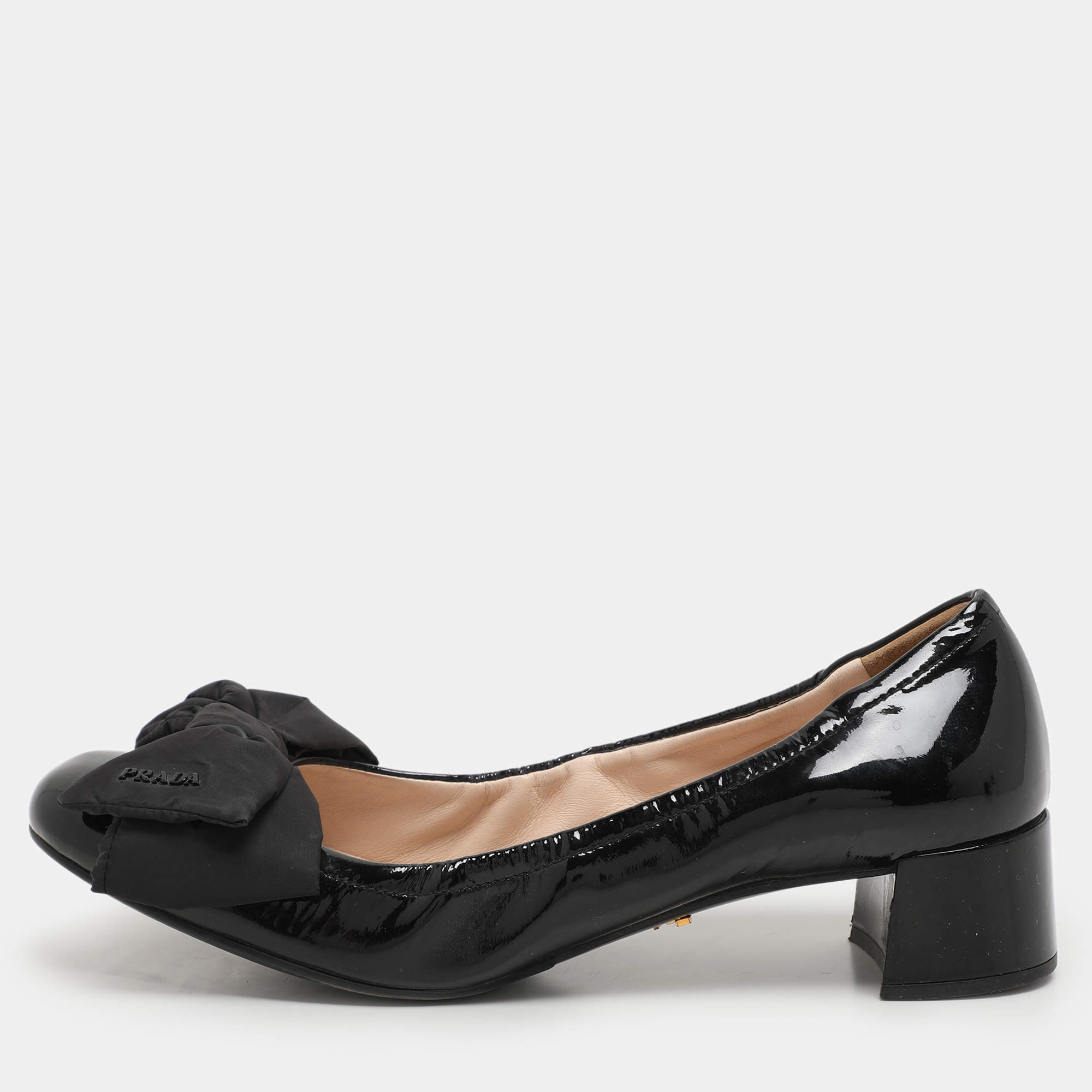 Pre Owned Prada Black Patent Leather Bow Pumps Size 38.5