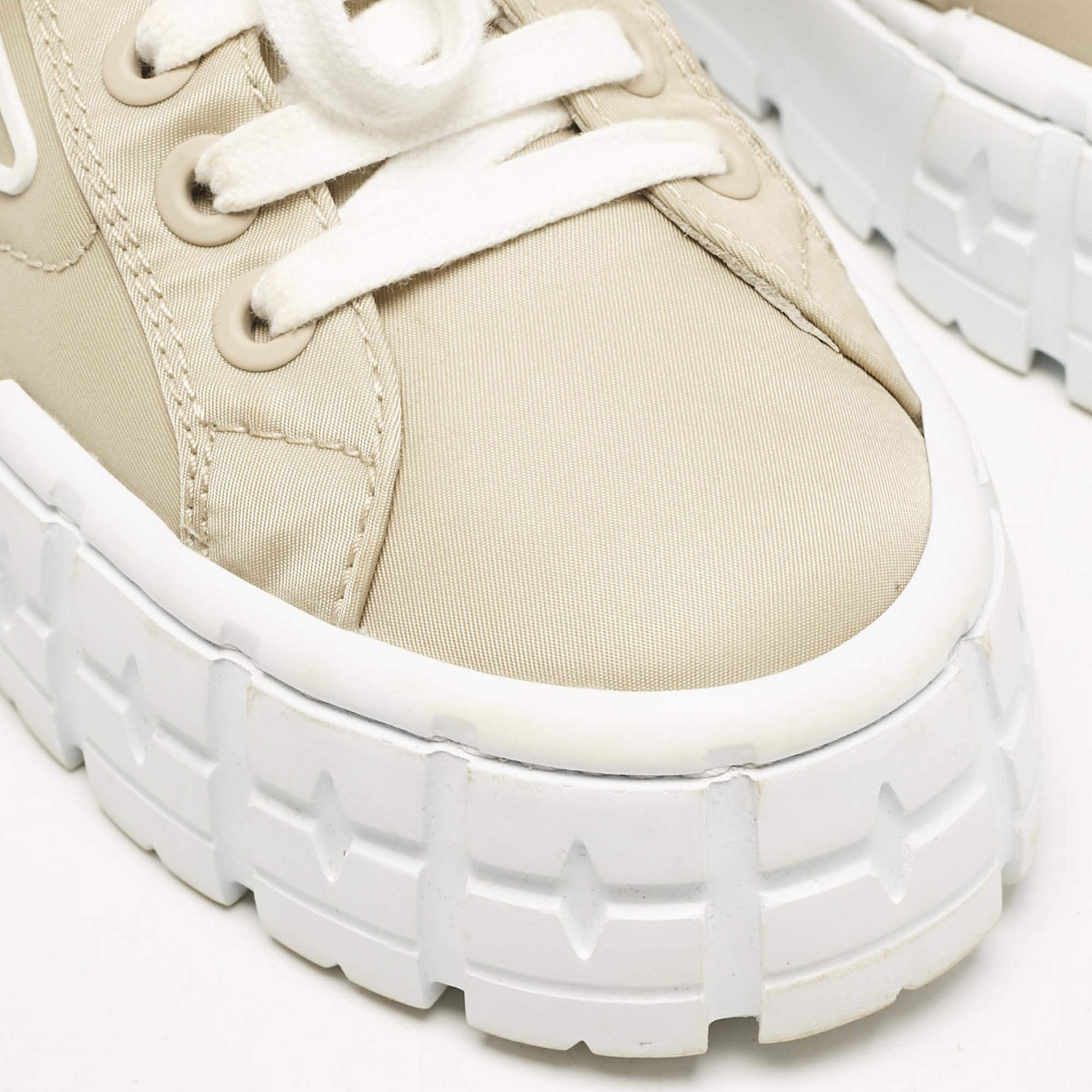 Pre Owned Prada Beige Nylon Gabardine Double Wheel Low Top Sneakers Size 37.5