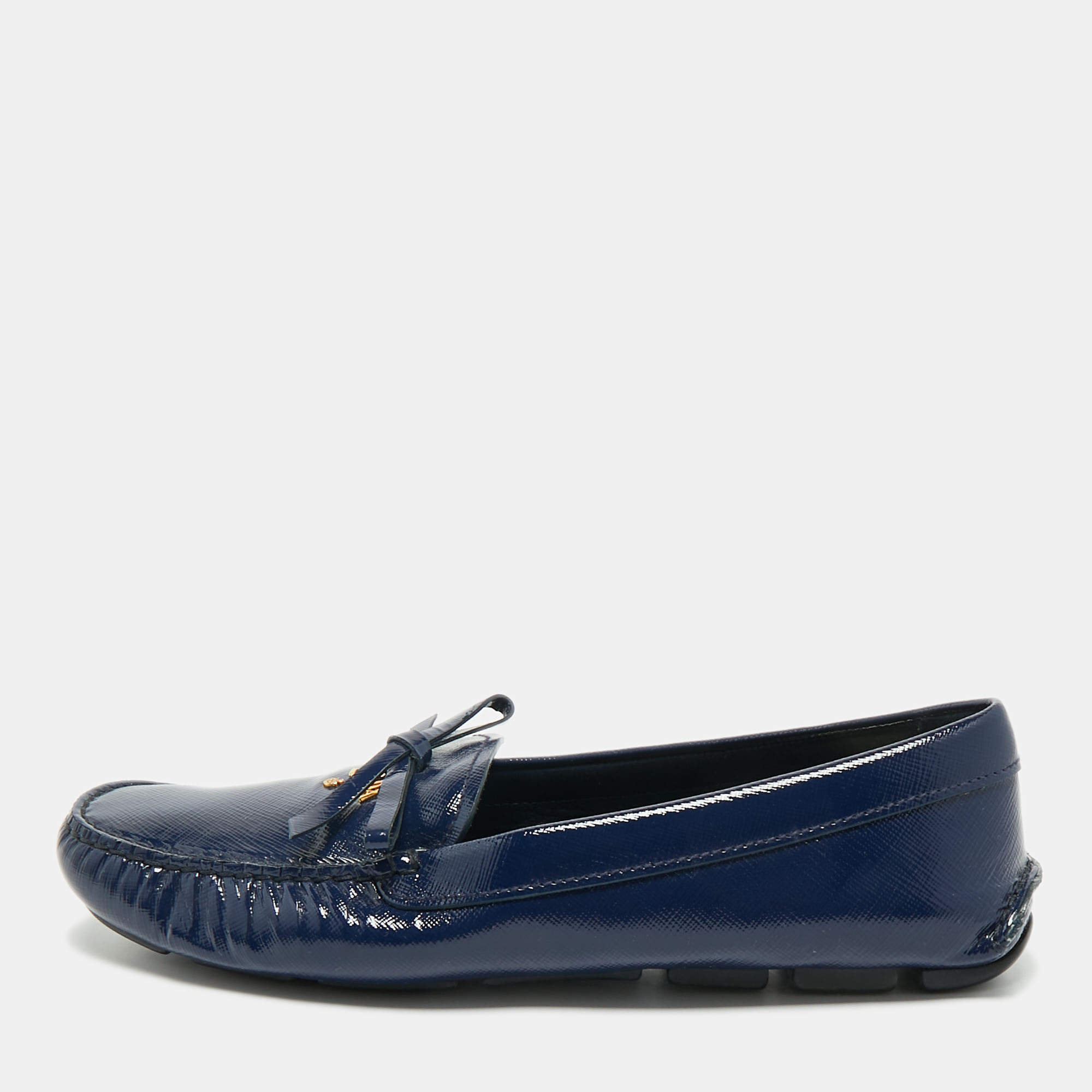 Pre Owned Prada Navy Blue Saffiano Patent Leather Bow Slip On Loafers Size 39.5