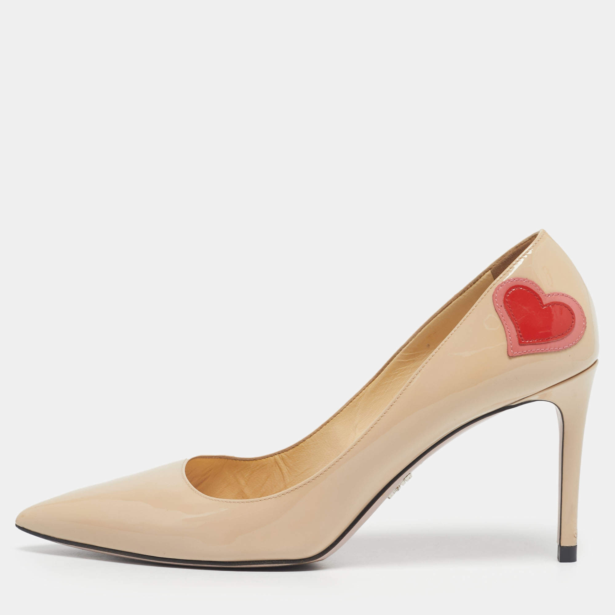 Pre Owned Prada Beige Patent Leather Pointed Toe Pumps Size 39.5