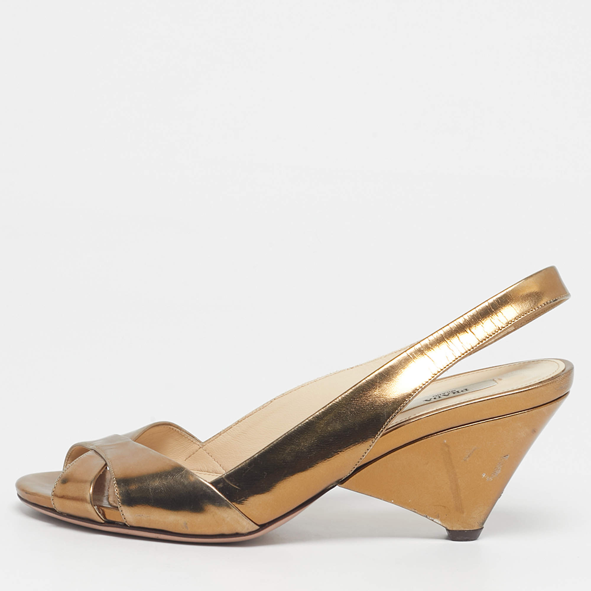 Pre Owned Prada Gold Leather Cross Strap Slingback Sandals Size 38.5