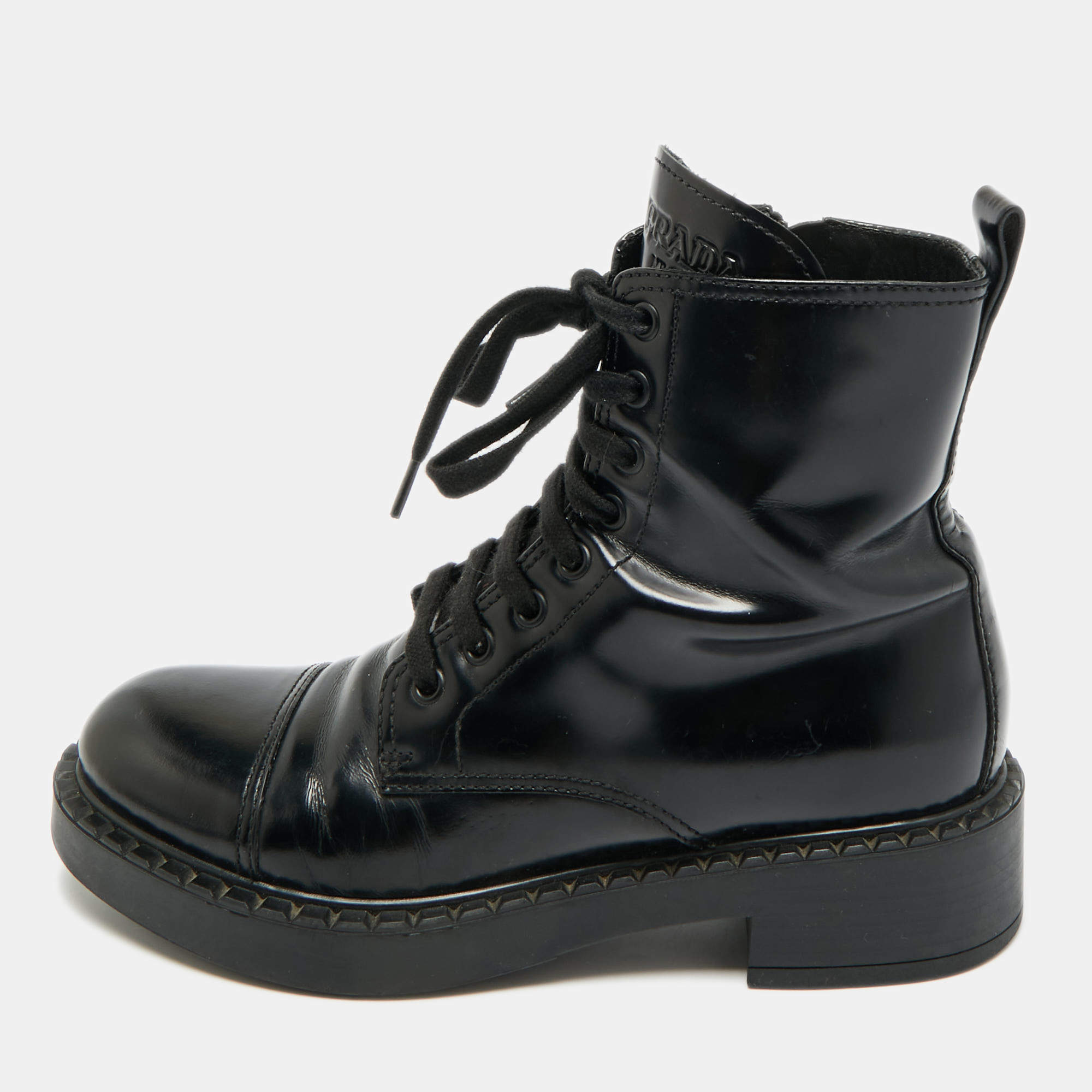 مملوكة مسبقًا Prada Size 37.5 Black Leather Combat Boots